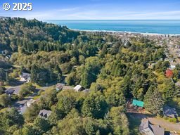 Ocean ST, Tillamook, OR, 97141