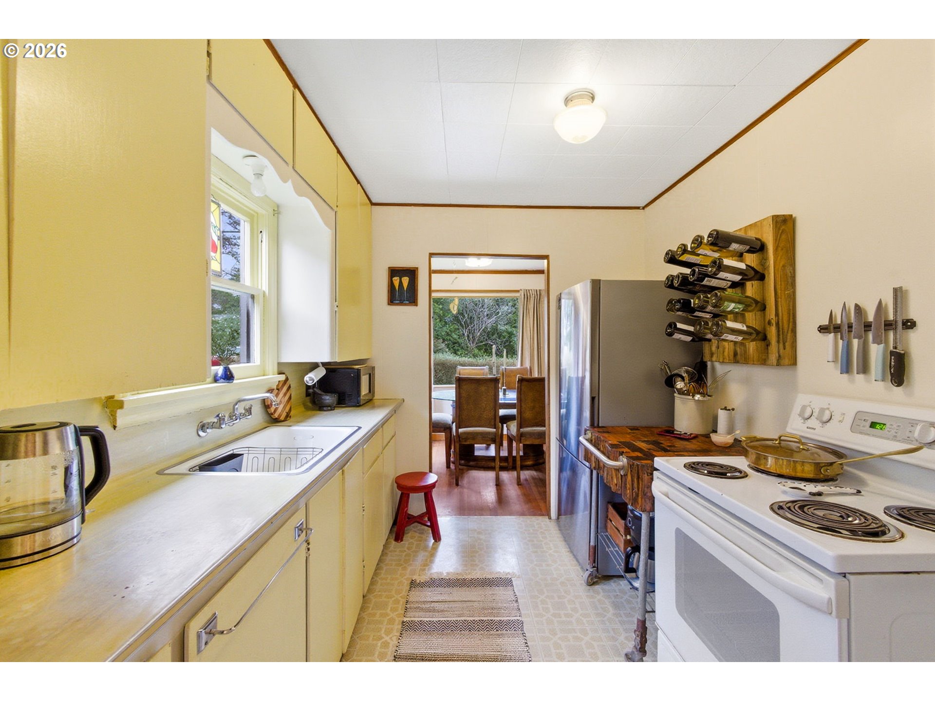 1822 SE 2ND ST, Lincoln City, OR, 97367