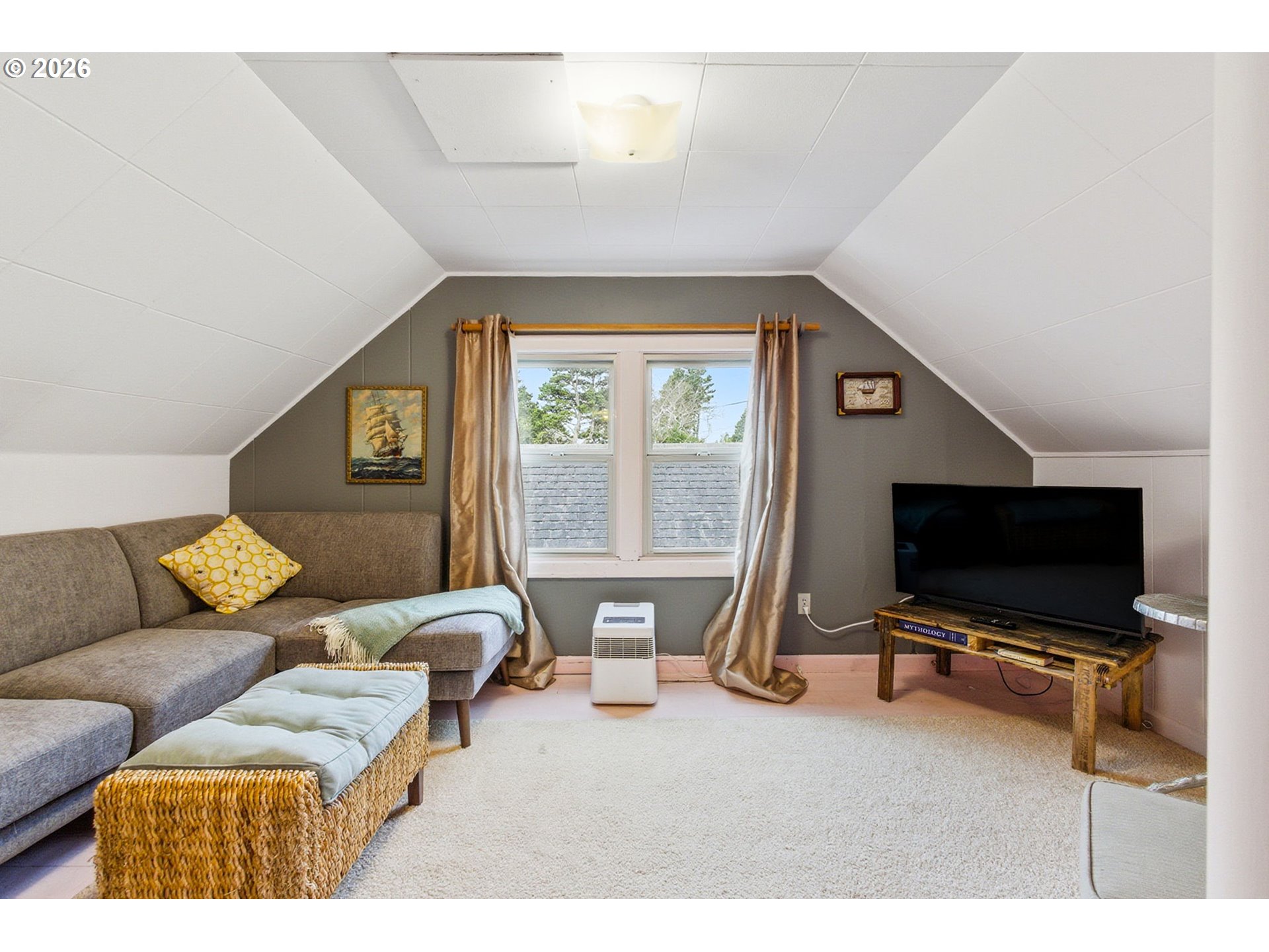 1822 SE 2ND ST, Lincoln City, OR, 97367