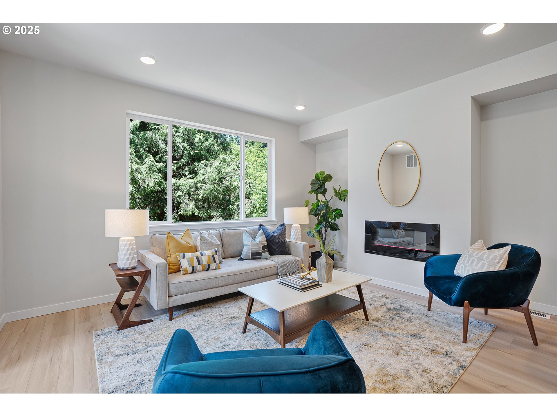 Photo #5: 689373267 Listing: Photo #5