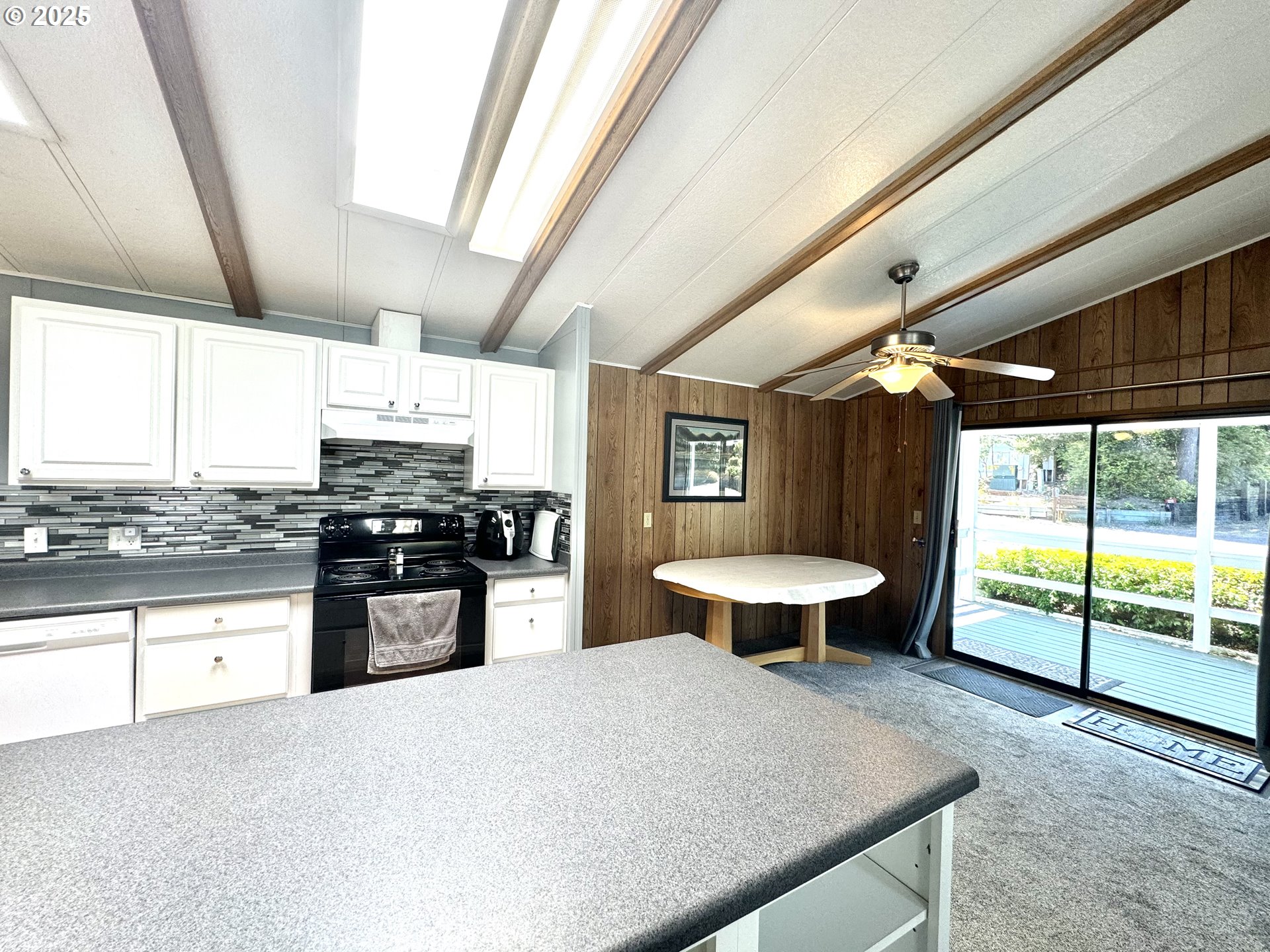 1601 RHODODENDRON DR 676 UNIT 676, Florence, OR, 97439