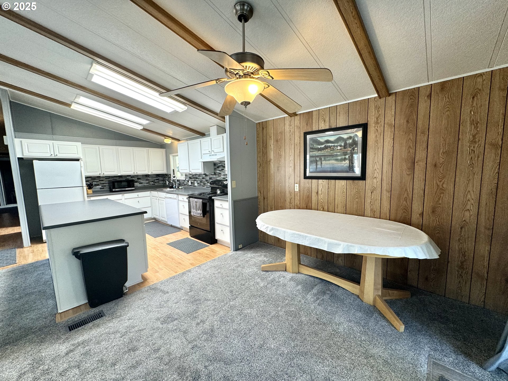 1601 RHODODENDRON DR 676 UNIT 676, Florence, OR, 97439