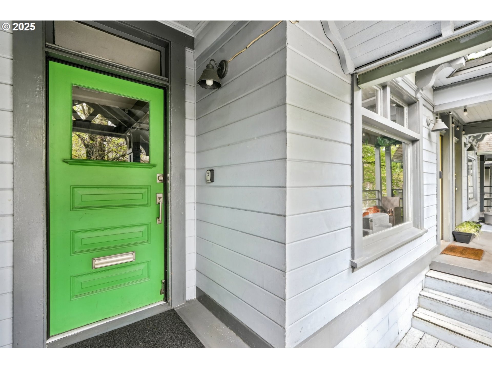 821 NW 16TH AVE, Portland, OR, 97209