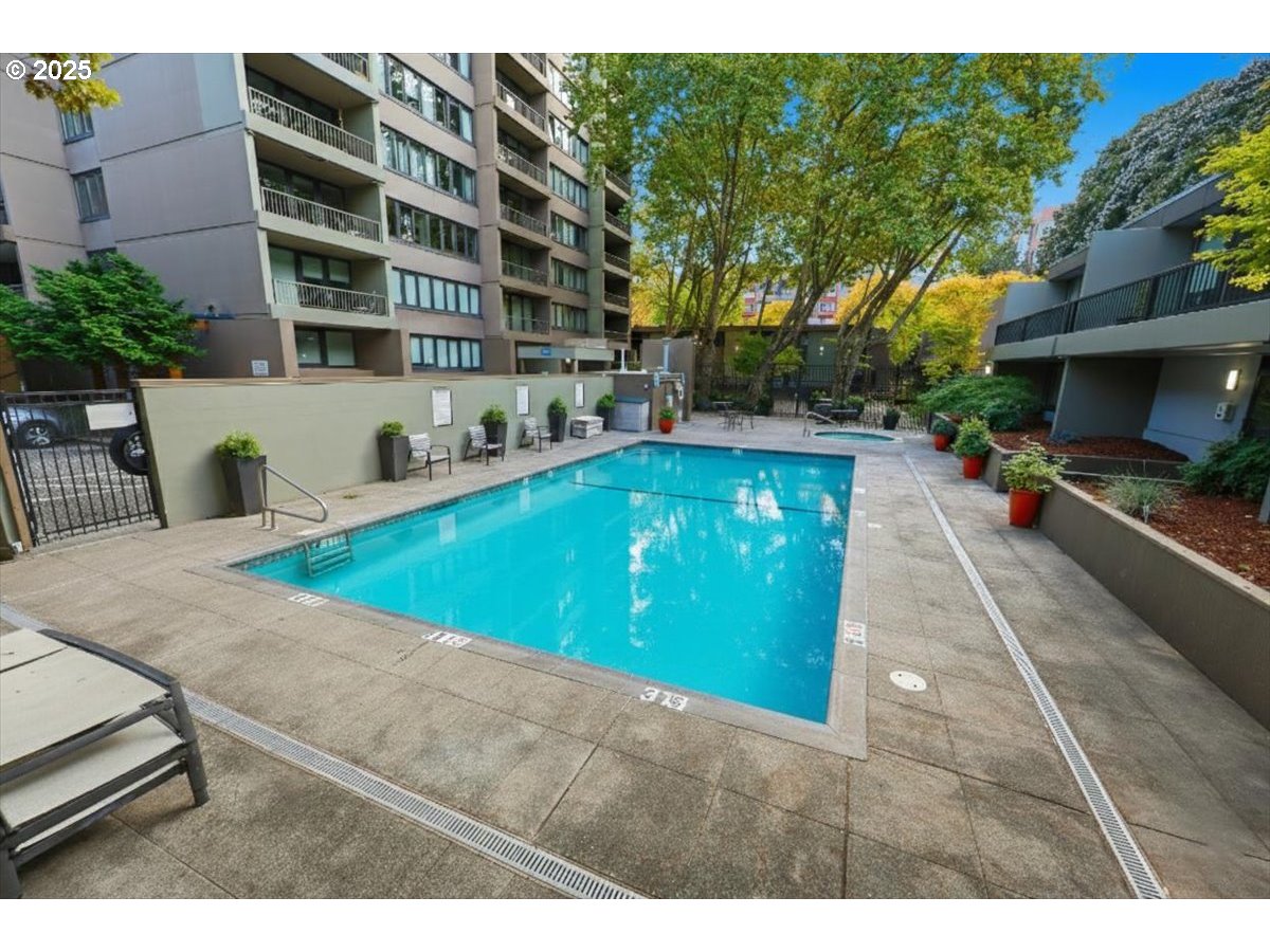 Photo #15: 689665509 Listing: Photo #15