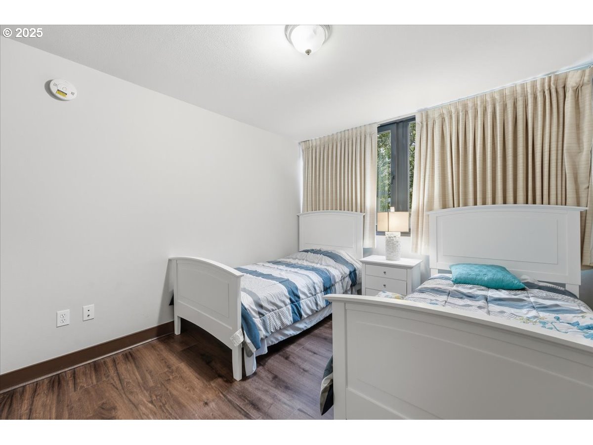 Photo #17: 689665509 Listing: Photo #17