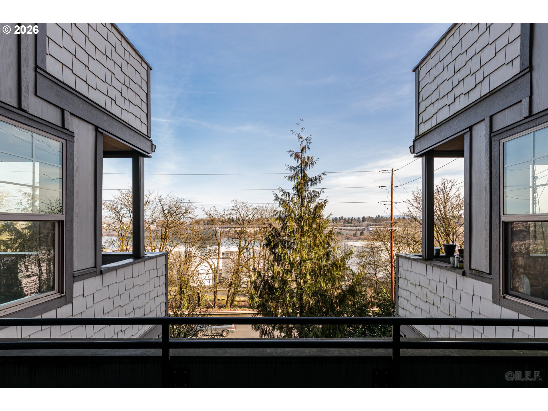 Photo #1: 690172153 Listing: Photo #1