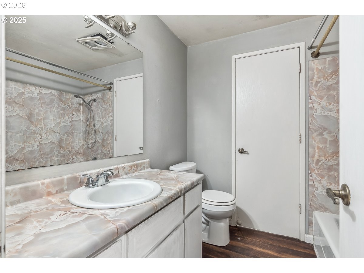 Photo #17: 690222324 Listing: Photo #17