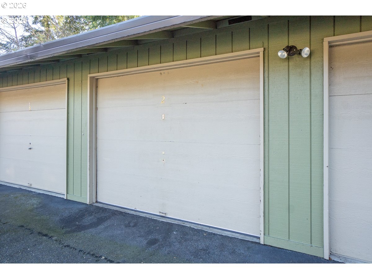 Photo #24: 690222324 Listing: Photo #24