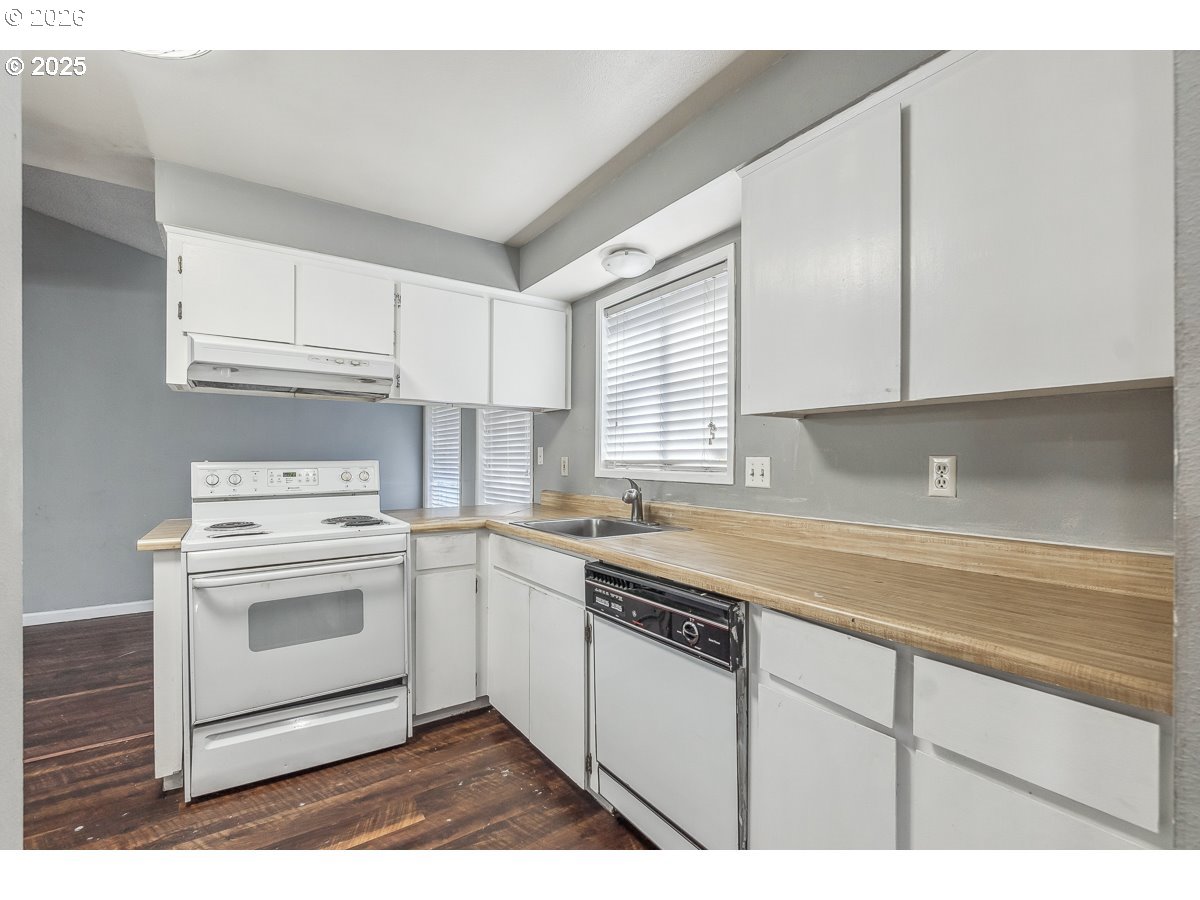 Photo #9: 690222324 Listing: Photo #9