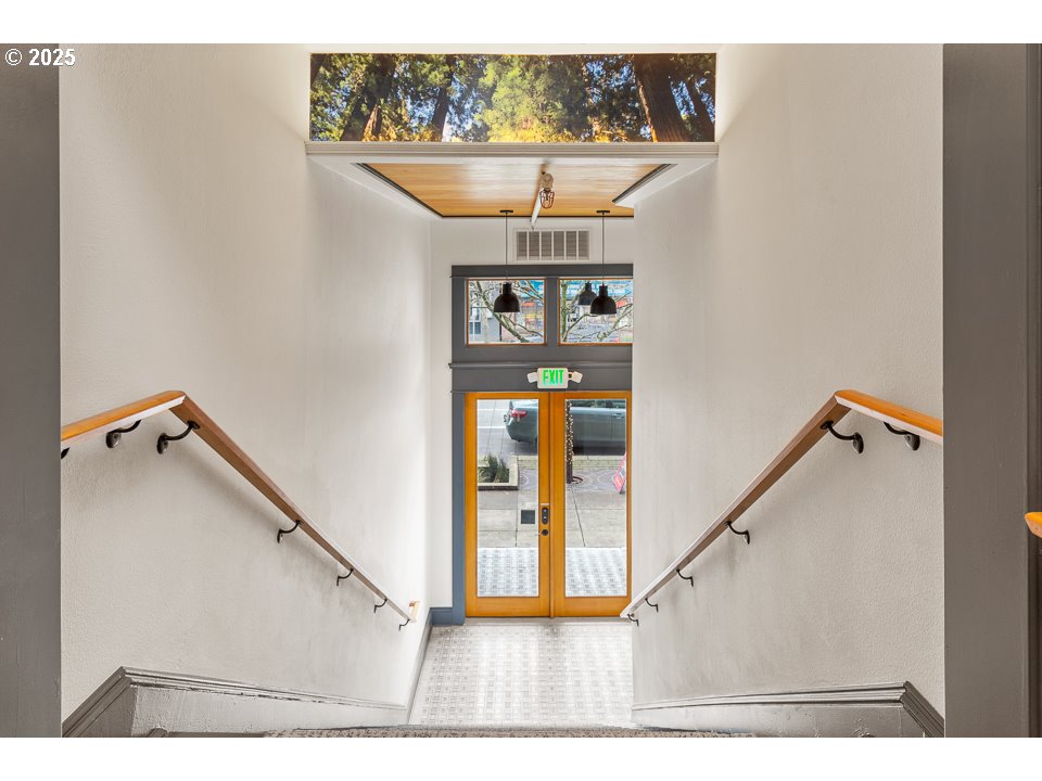 8212 N DENVER AVE, Portland, OR, 97217