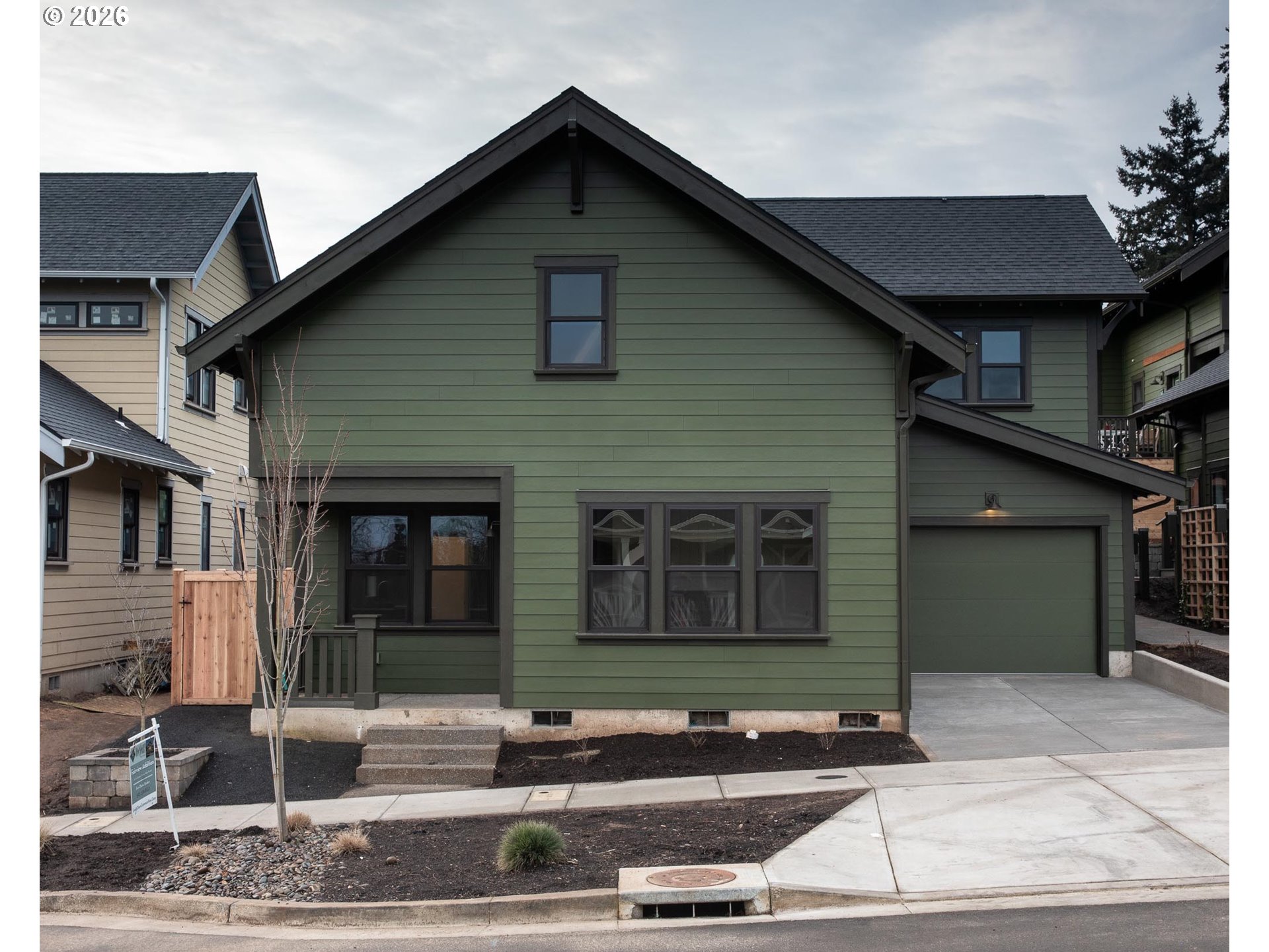 2714 NE EVERETT ST, Portland, OR, 97232