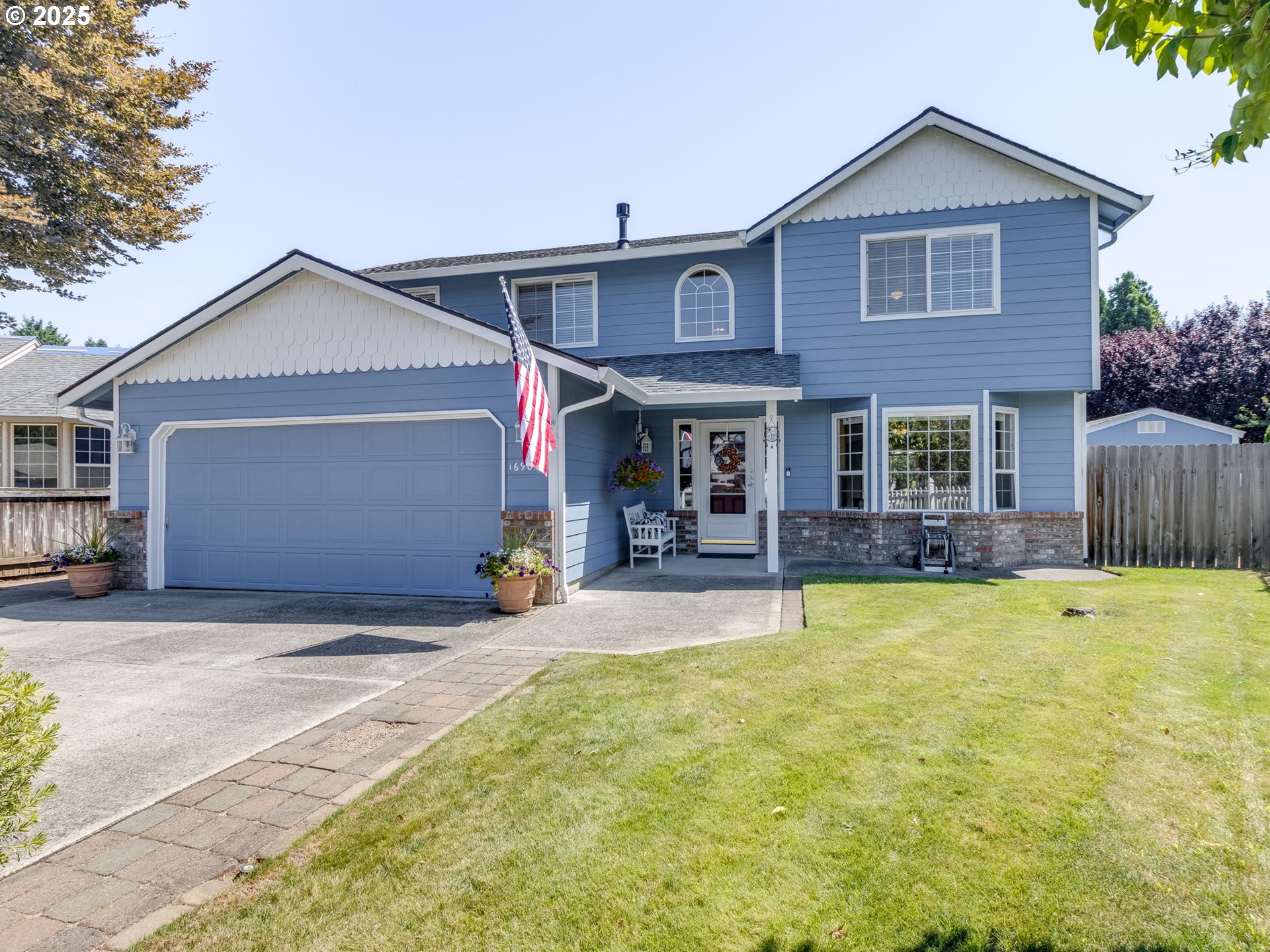 1735 Pine St, Silverton, OR, 97381