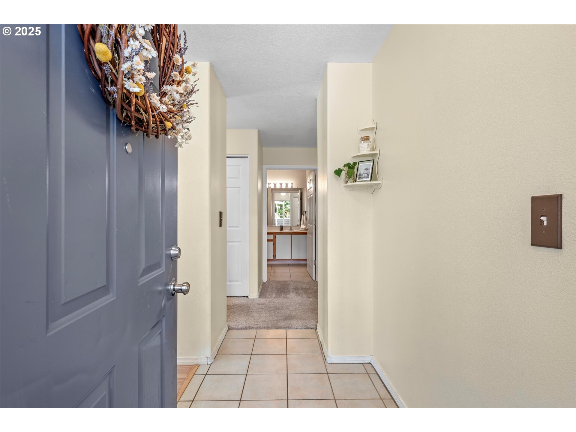 Photo #2: 692407595 Listing 