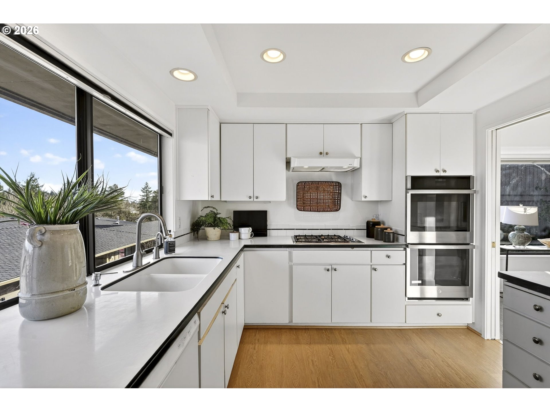 Photo #8: 692515105 Listing: Photo #8