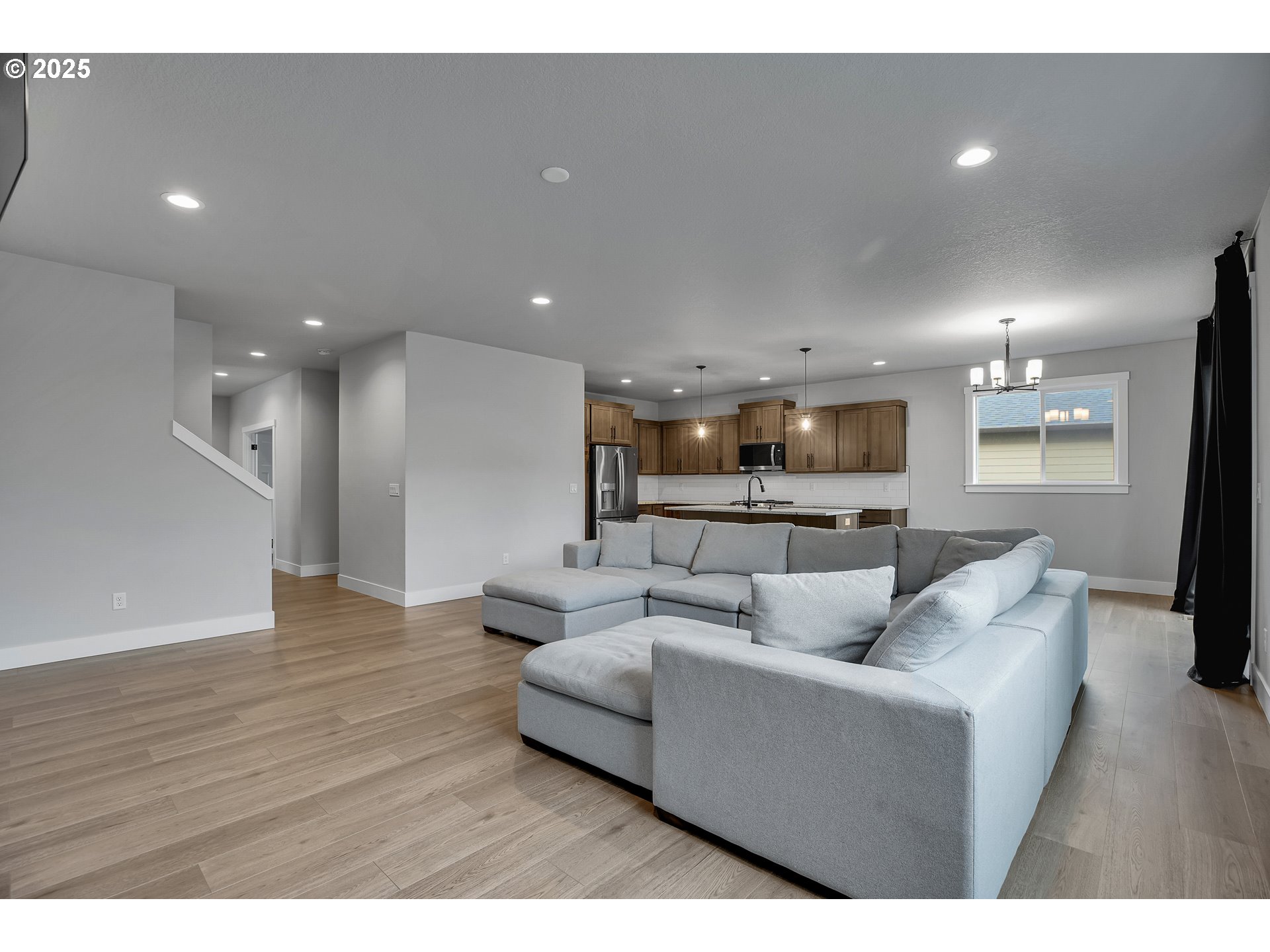 38249 MULBERRY ST, Sandy, OR, 97055
