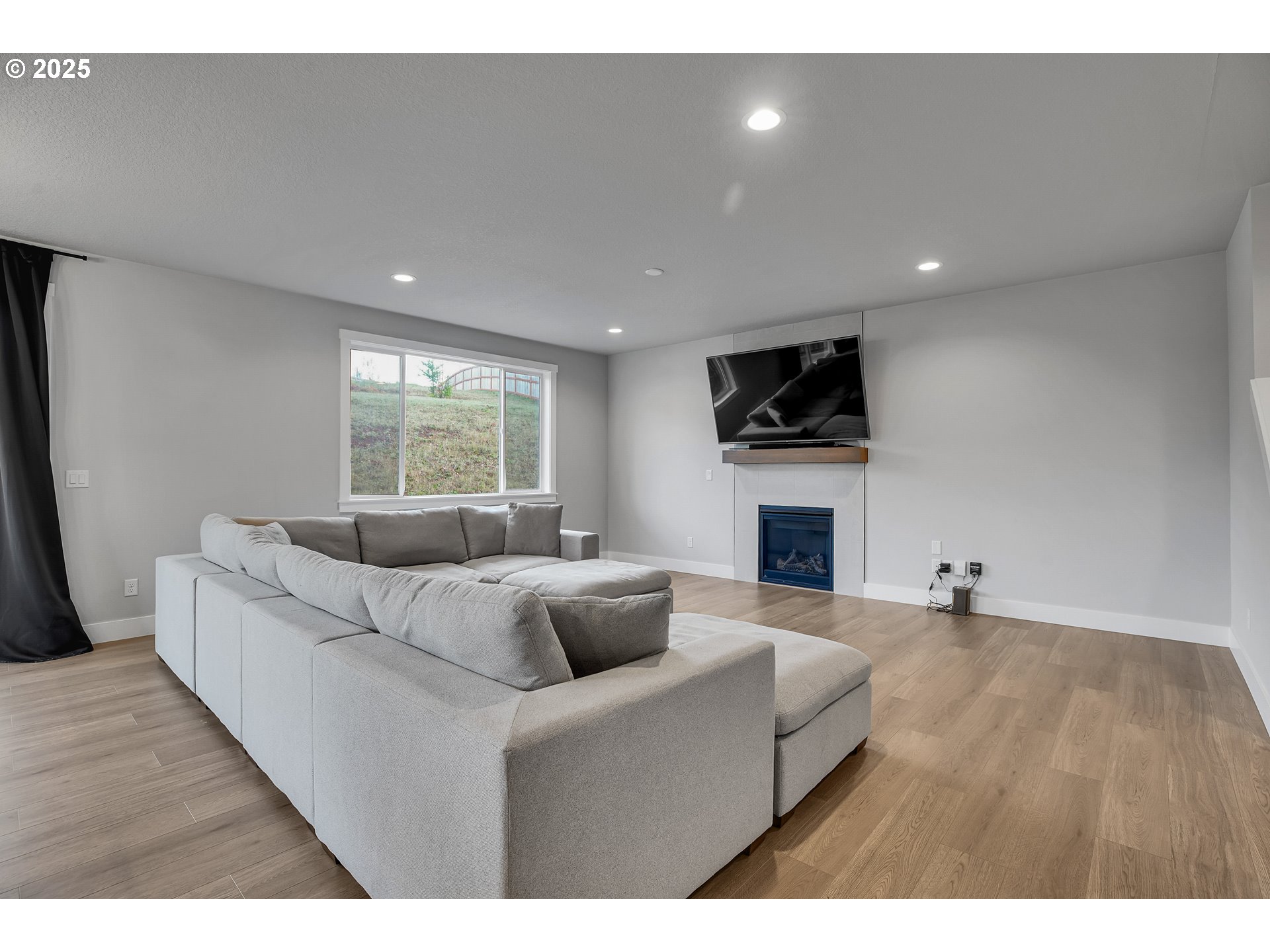 38249 MULBERRY ST, Sandy, OR, 97055