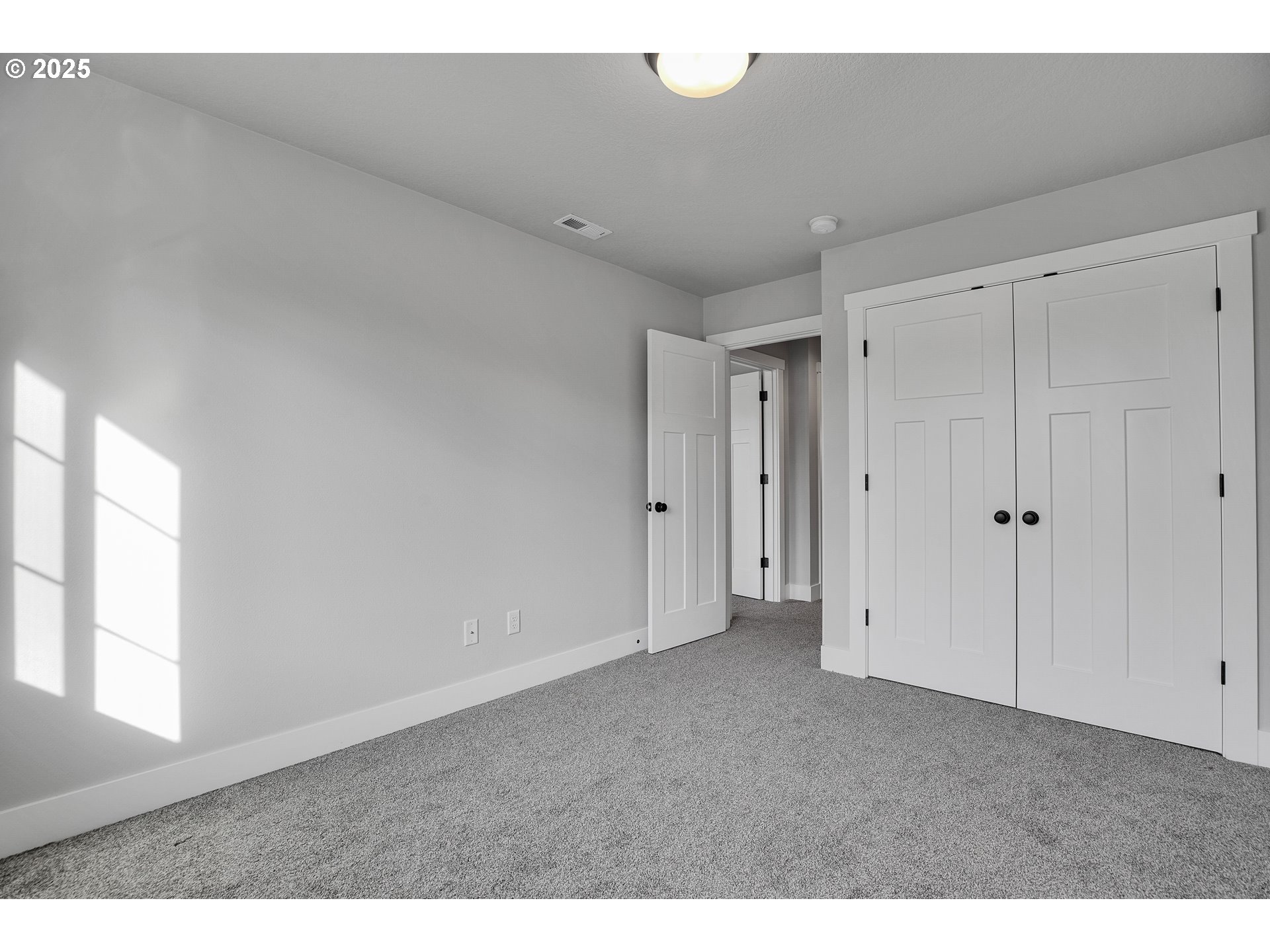 38249 MULBERRY ST, Sandy, OR, 97055