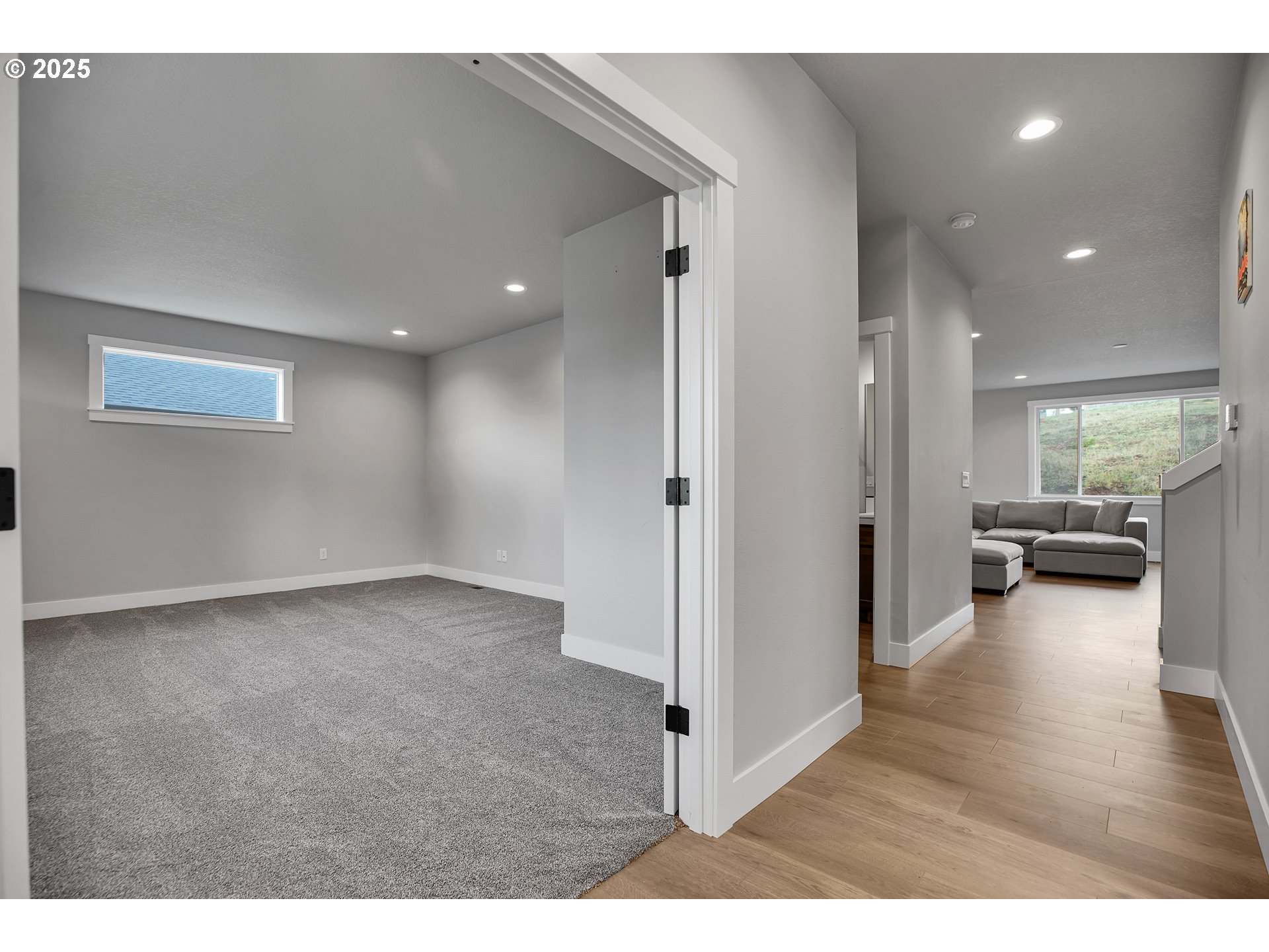 38249 MULBERRY ST, Sandy, OR, 97055