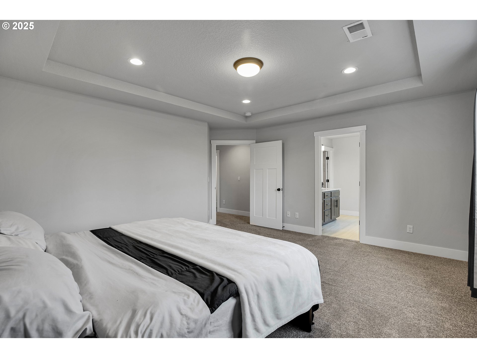 38249 MULBERRY ST, Sandy, OR, 97055