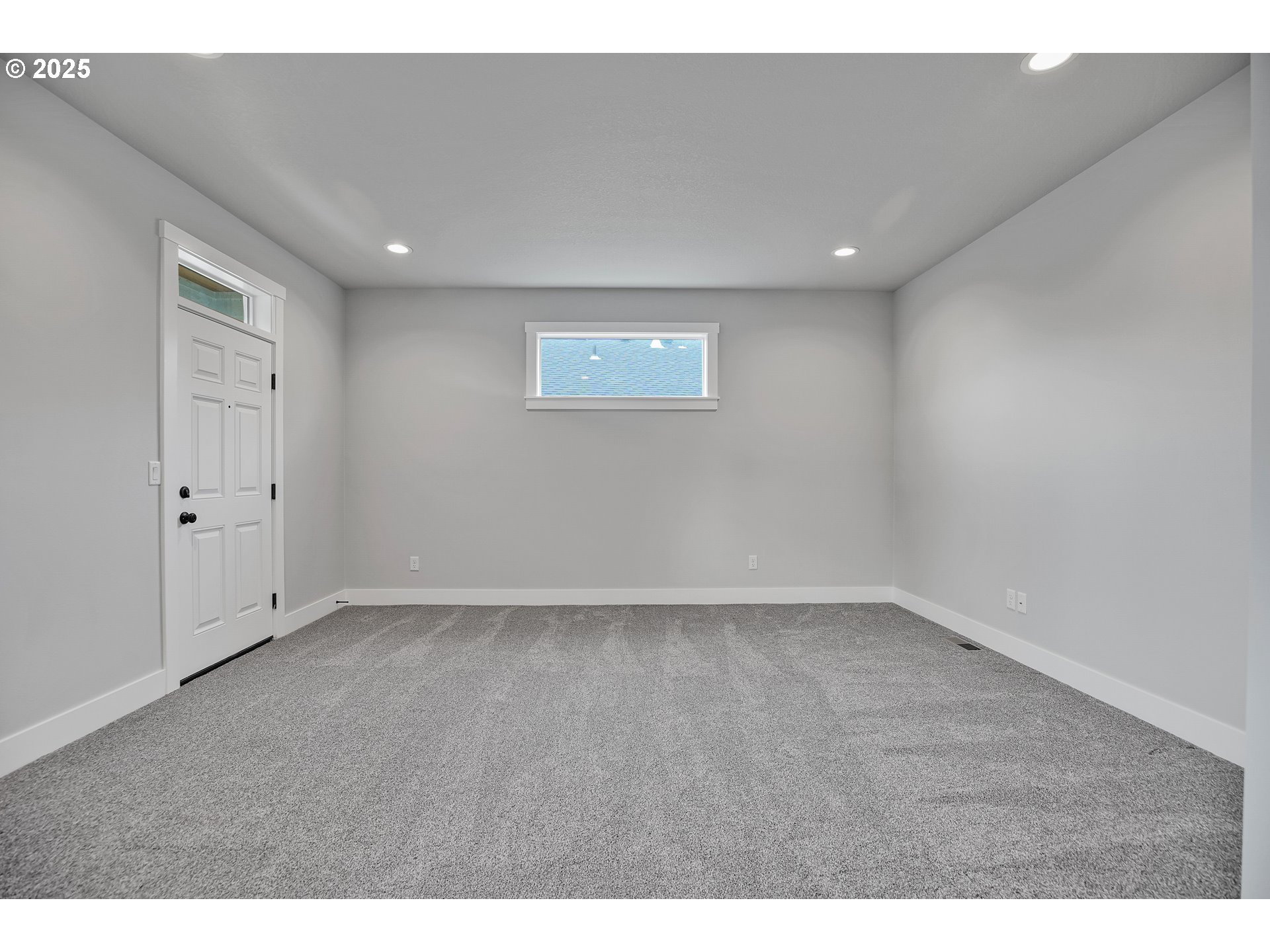 38249 MULBERRY ST, Sandy, OR, 97055