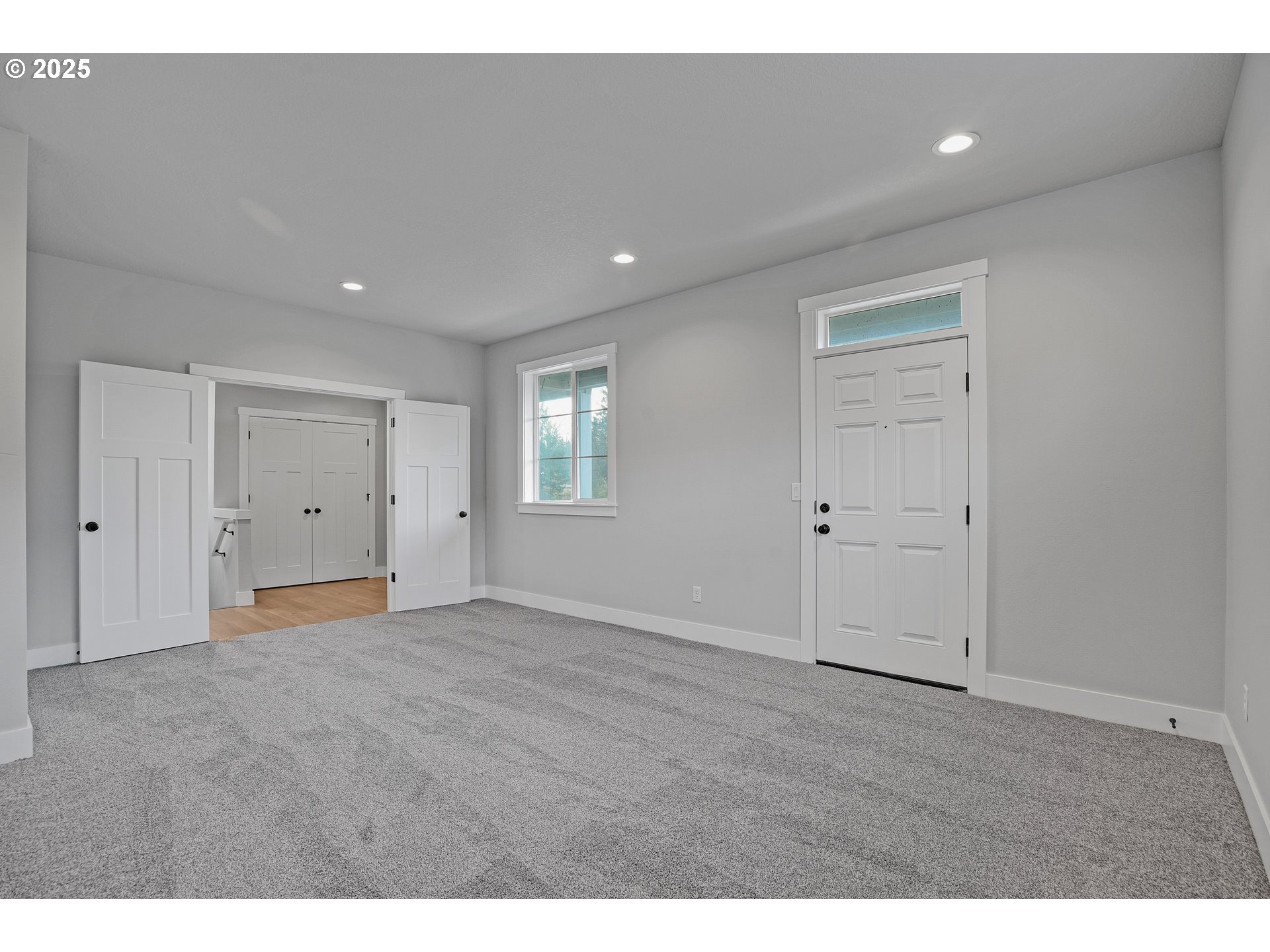 38249 MULBERRY ST, Sandy, OR, 97055