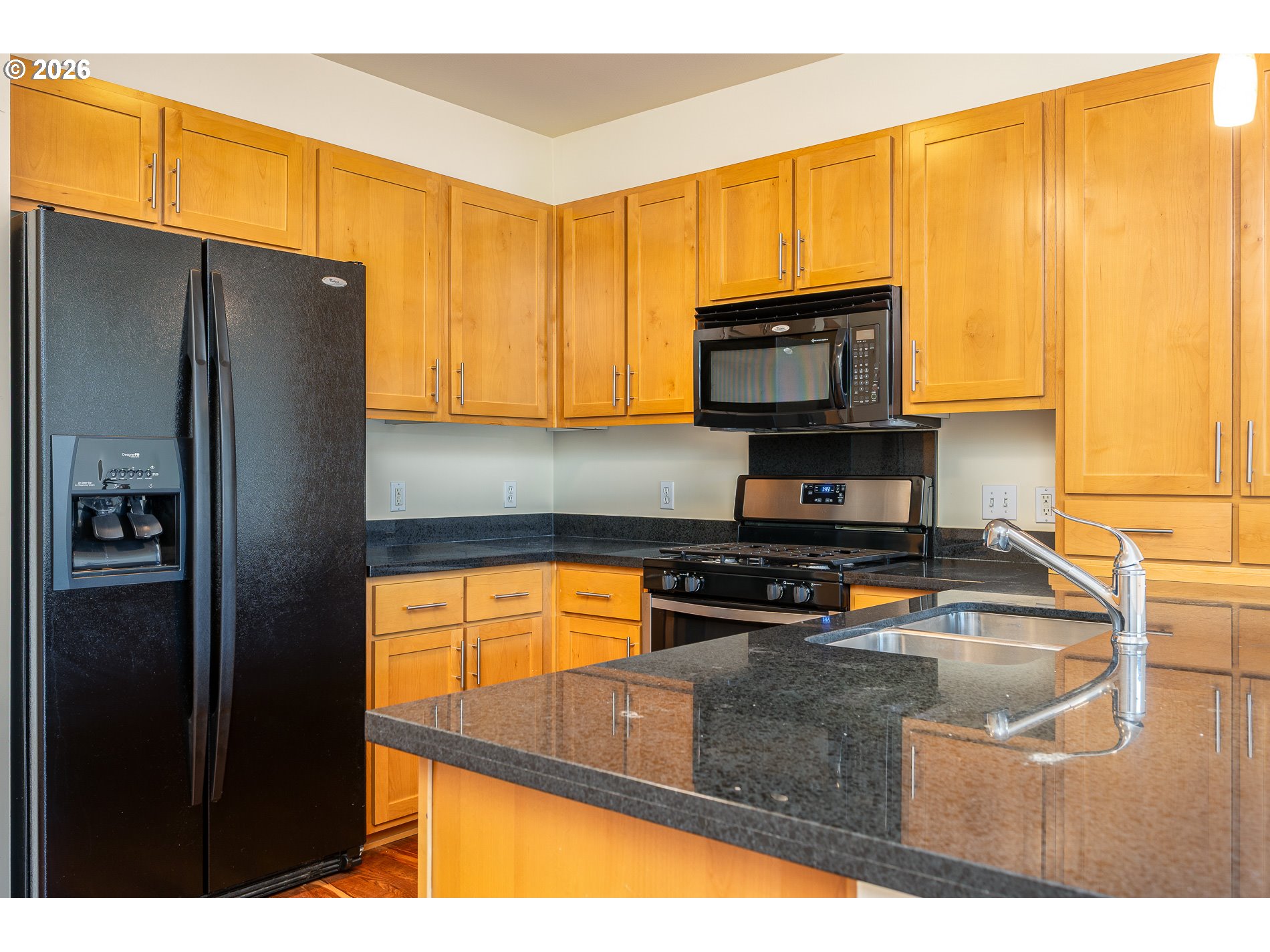 Photo #9: 693068515 Listing: Photo #9