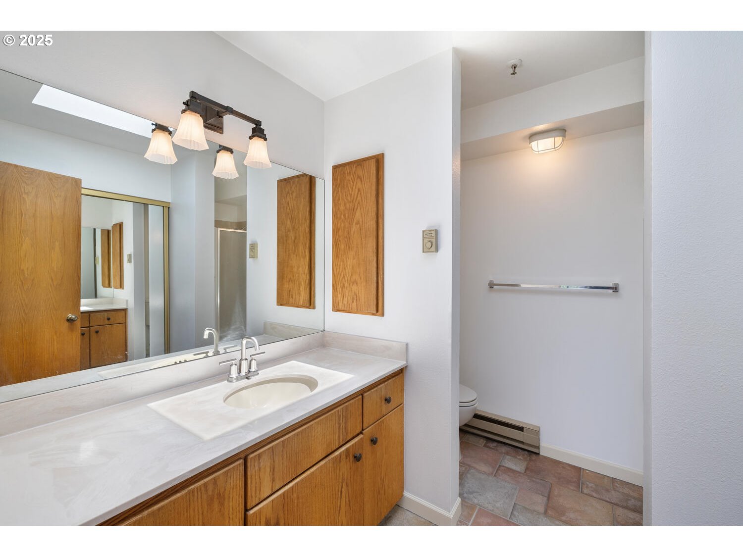 Photo #21: 693097748 Listing: Photo #21