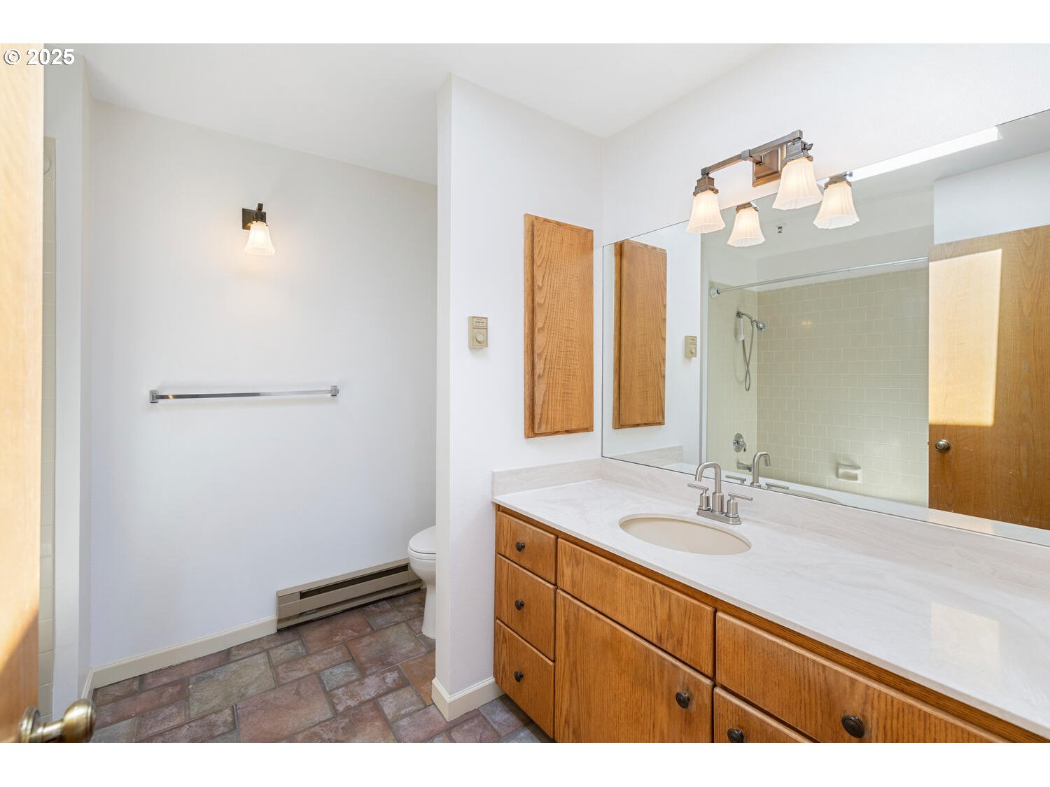 Photo #22: 693097748 Listing: Photo #22