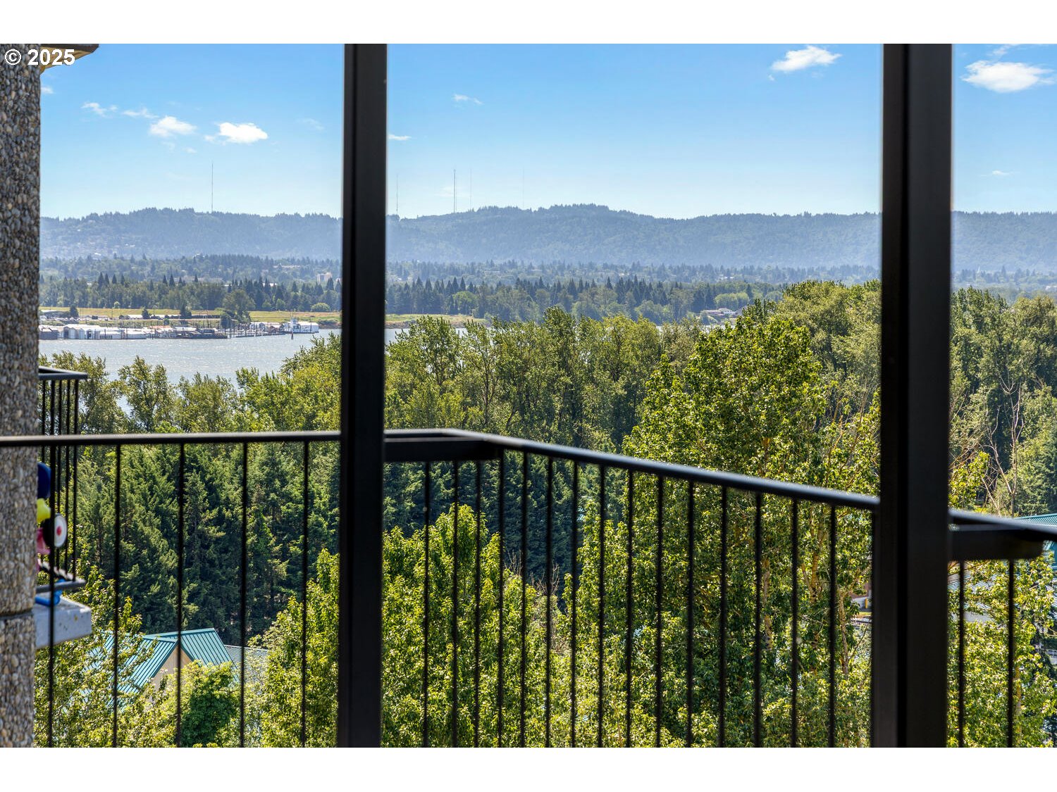 Photo #7: 693097748 Listing: Photo #7