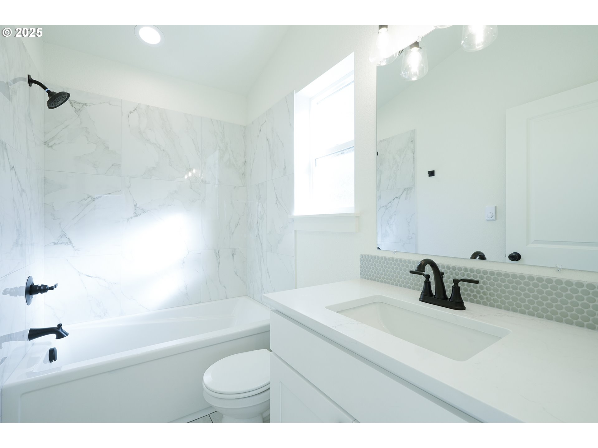 Photo #15: 693116458 Listing: Photo #15