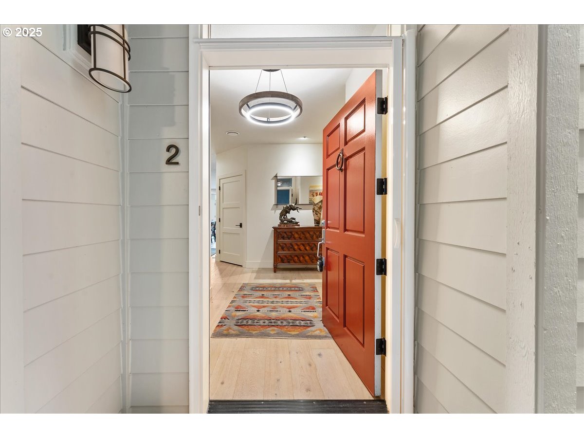 Photo #3: 693438674 Listing 
