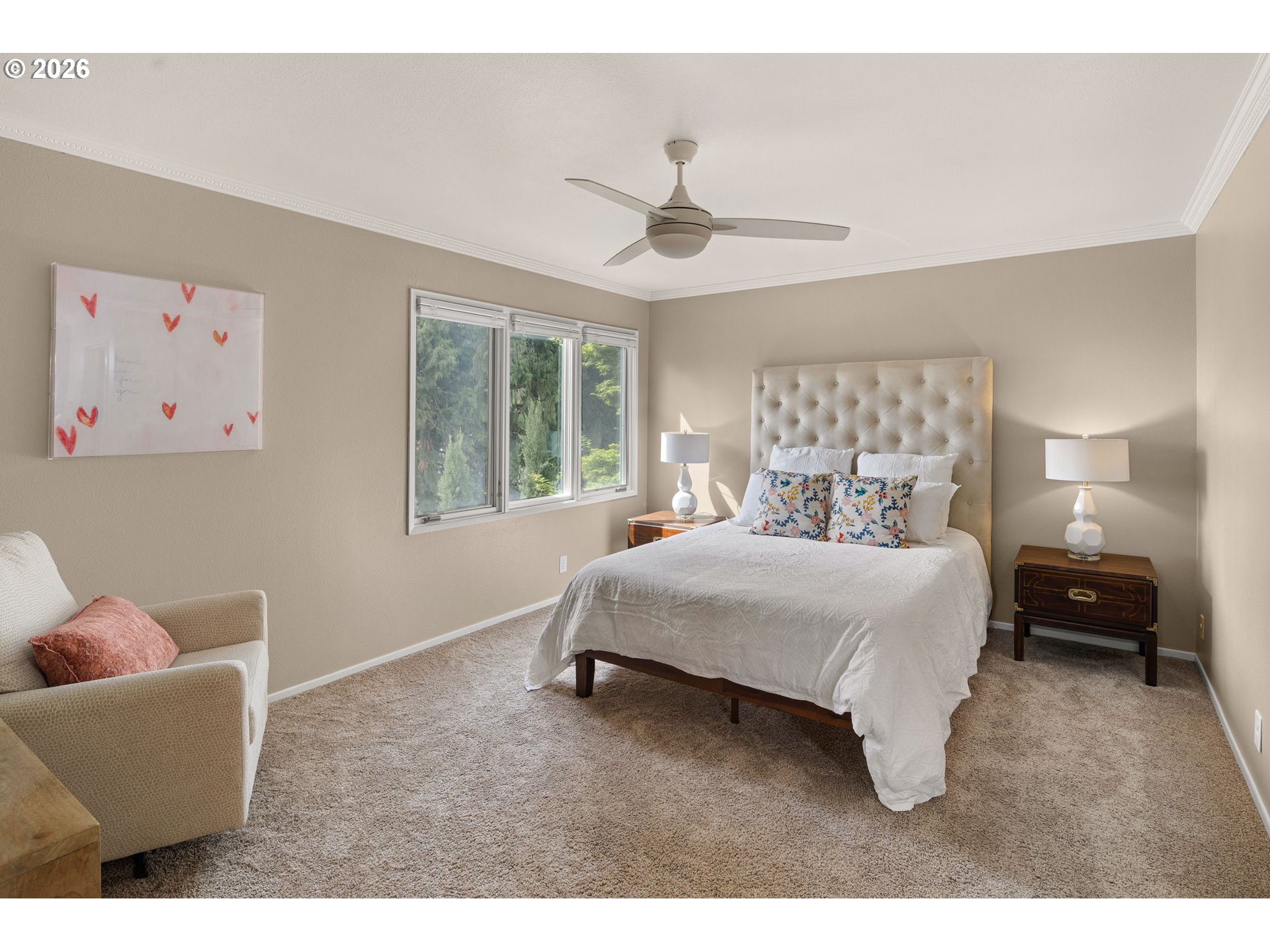 2084 EASTWOOD LN, Eugene, OR, 97401