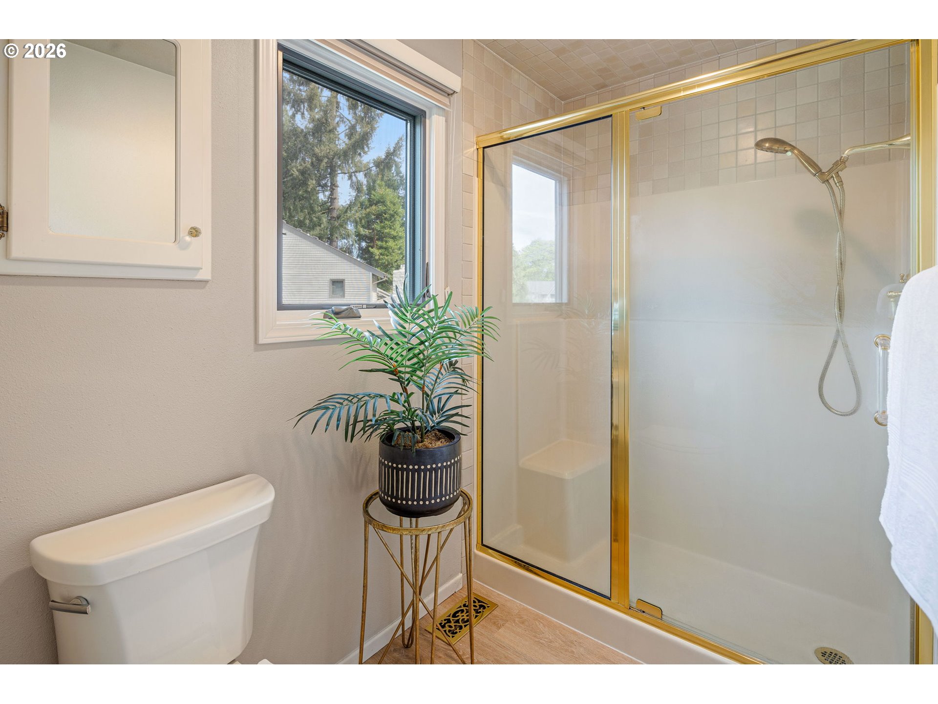 2084 EASTWOOD LN, Eugene, OR, 97401