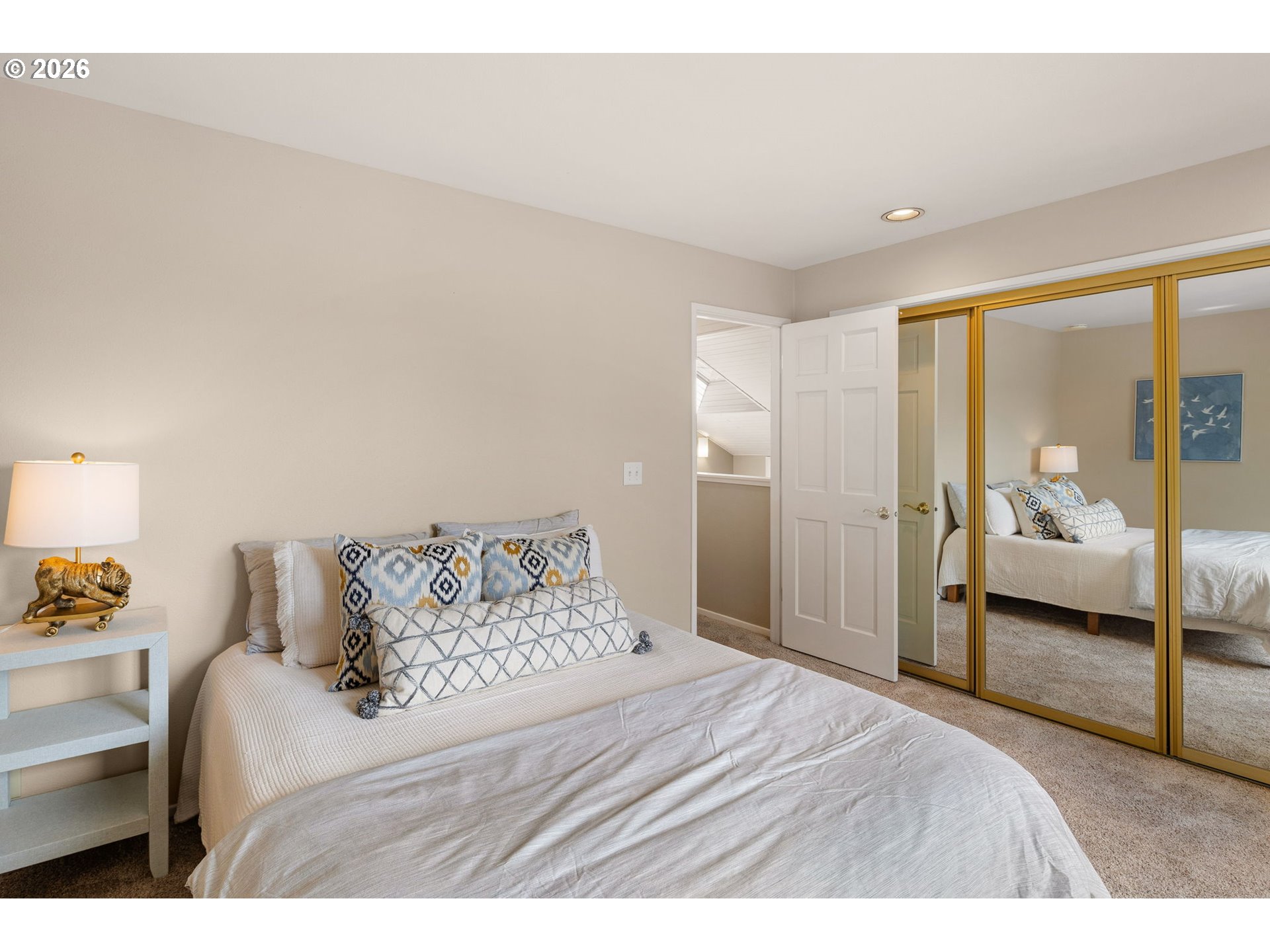 2084 EASTWOOD LN, Eugene, OR, 97401