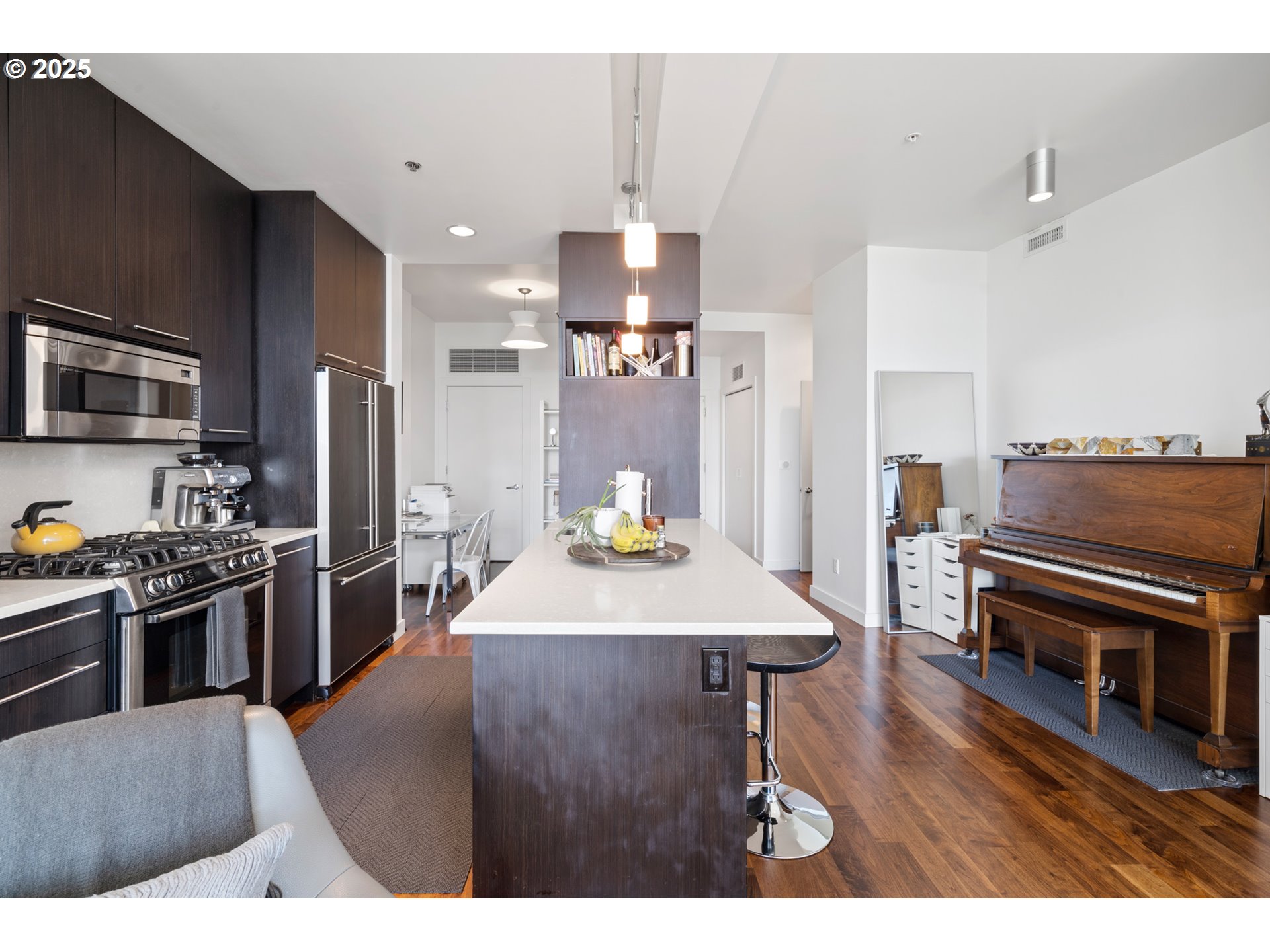 Photo #4: 693856109 Listing 