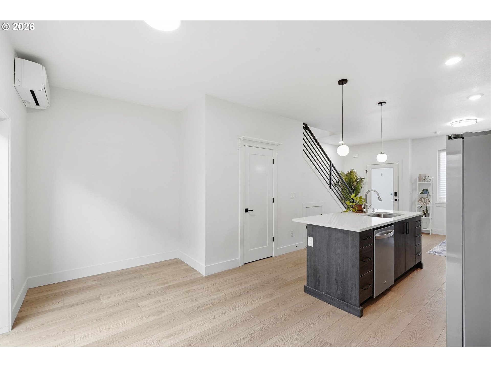 Photo #11: 693920452 Listing: Photo #11