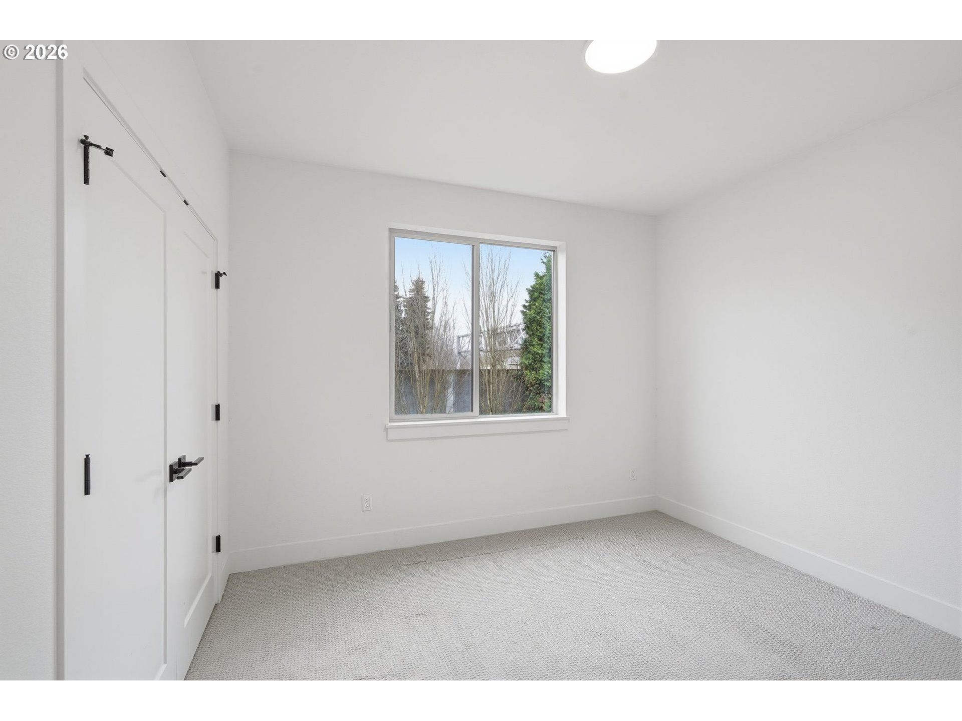 Photo #17: 693920452 Listing: Photo #17