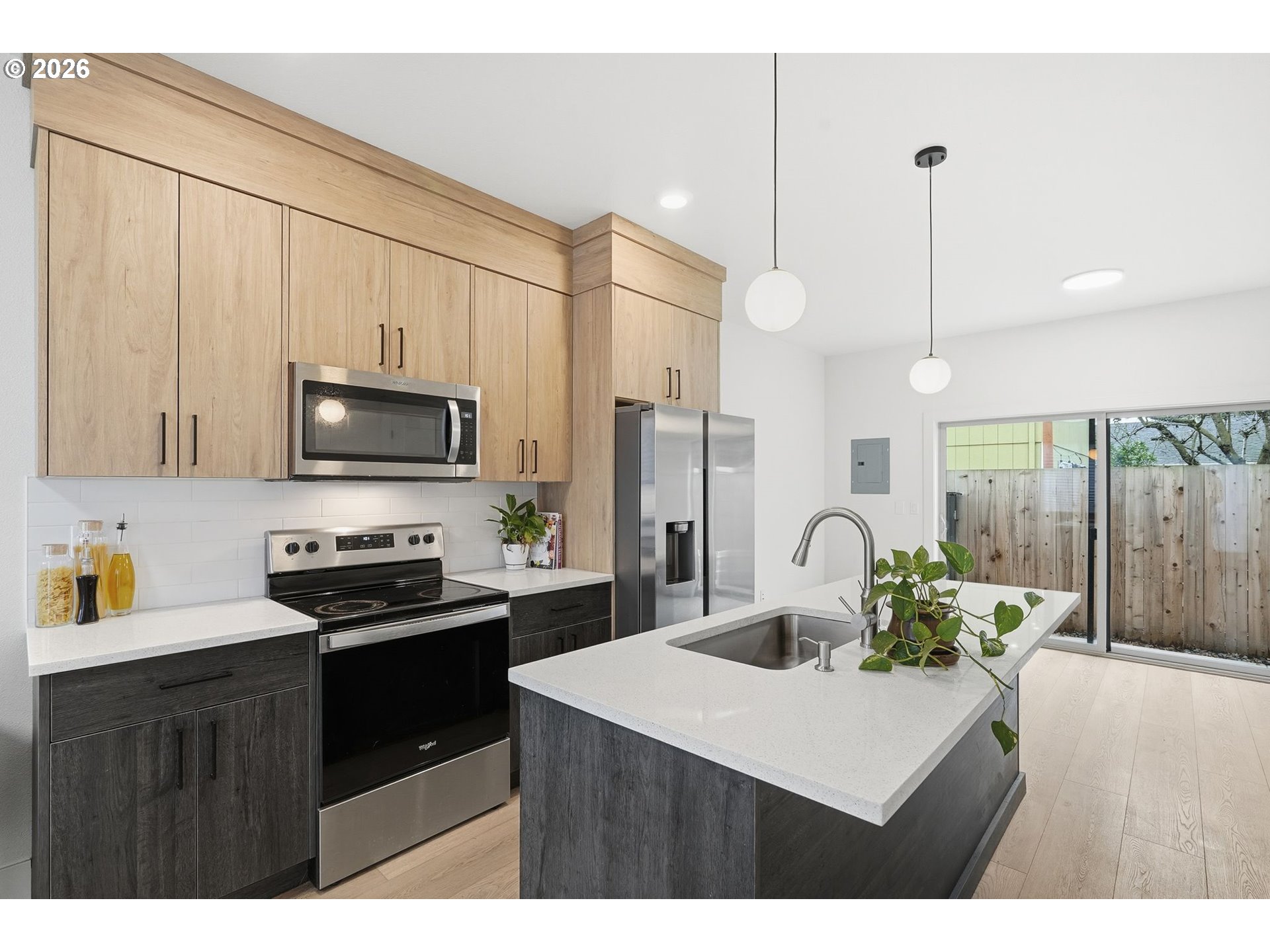 Photo #7: 693920452 Listing: Photo #7