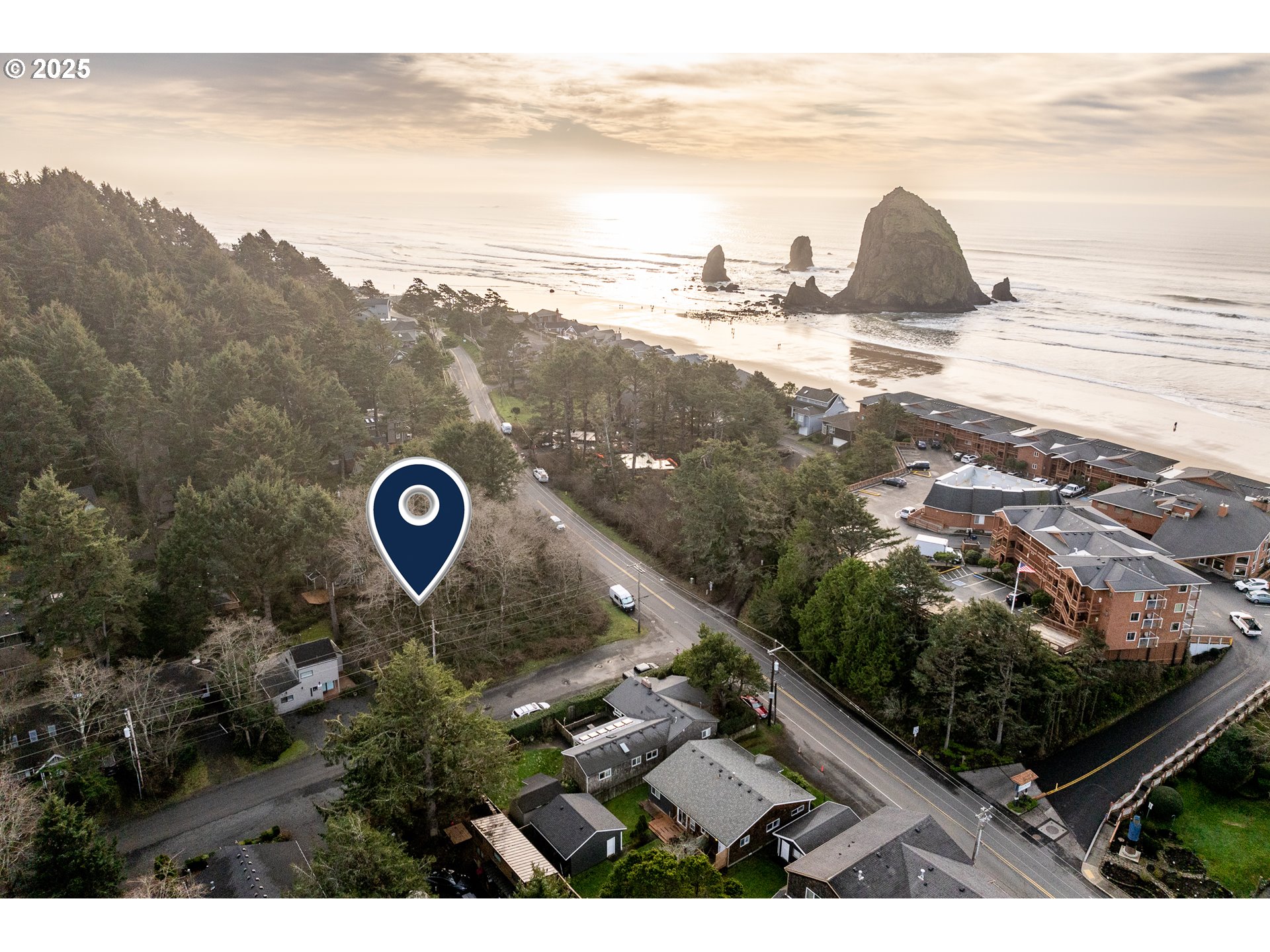 Photo of Elliott WAY Cannon Beach OR 97110