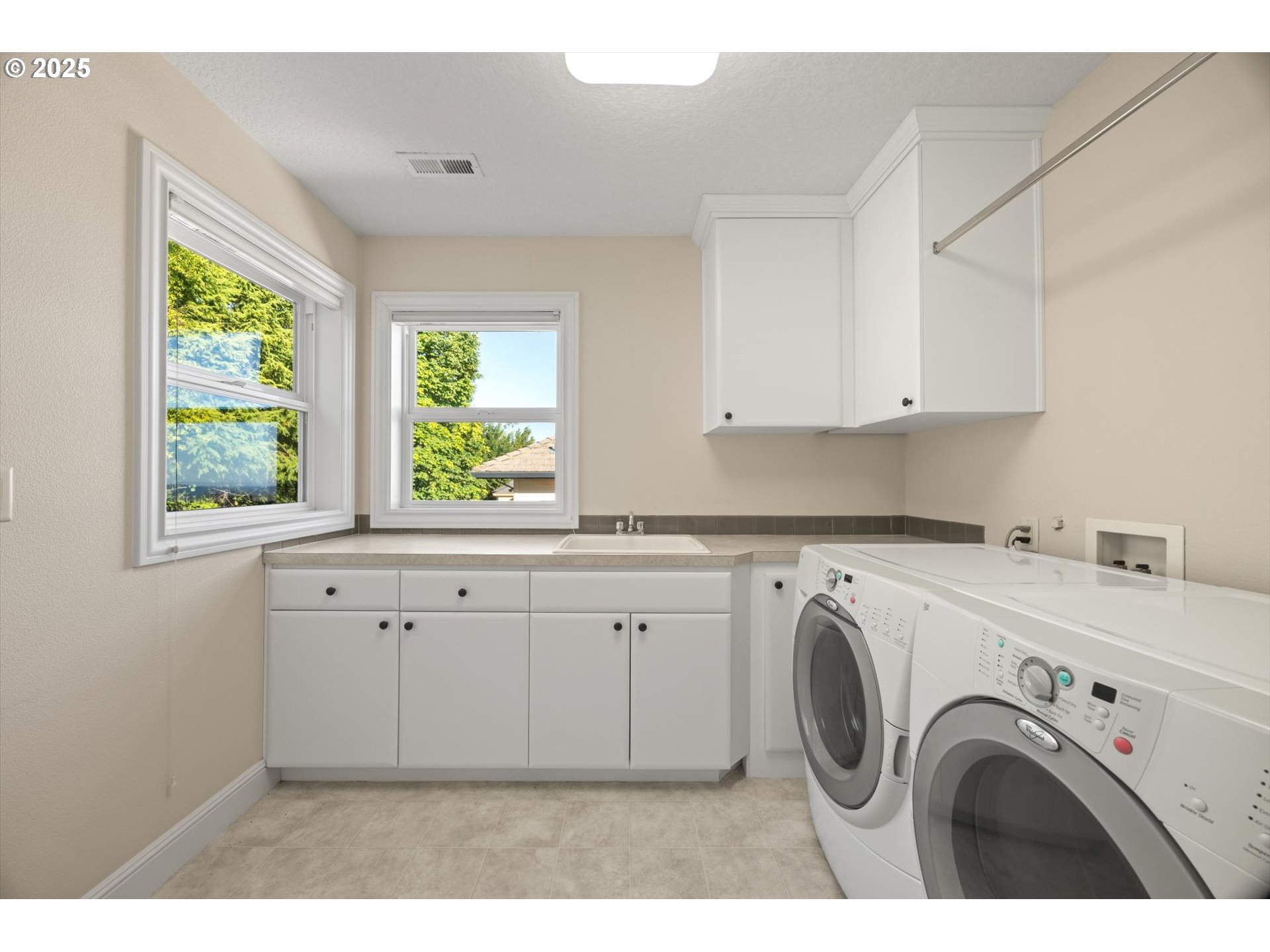 4240 NW TWILIGHT TER, Portland, OR, 97229