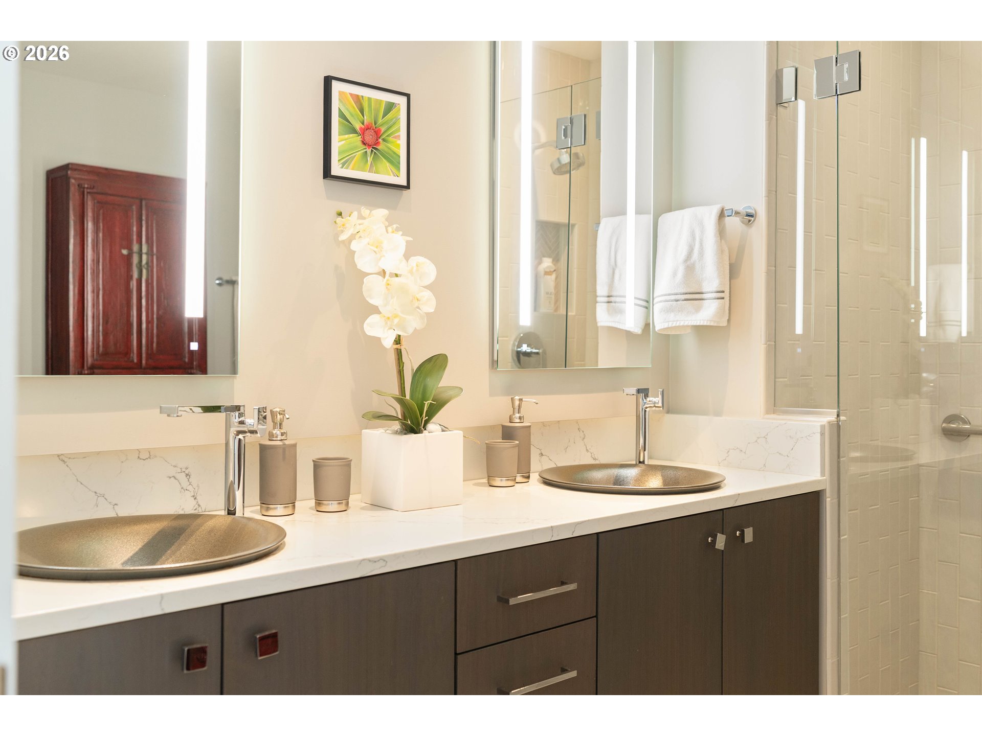 Photo #13: 697097859 Listing: Photo #13