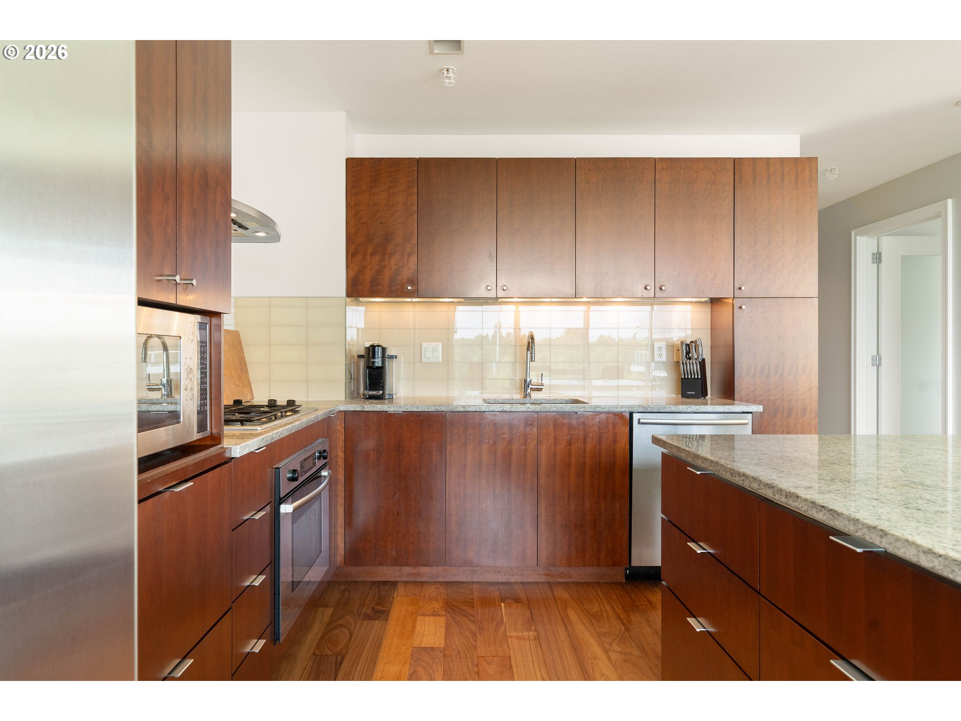 Photo #3: 697097859 Listing: Photo #3