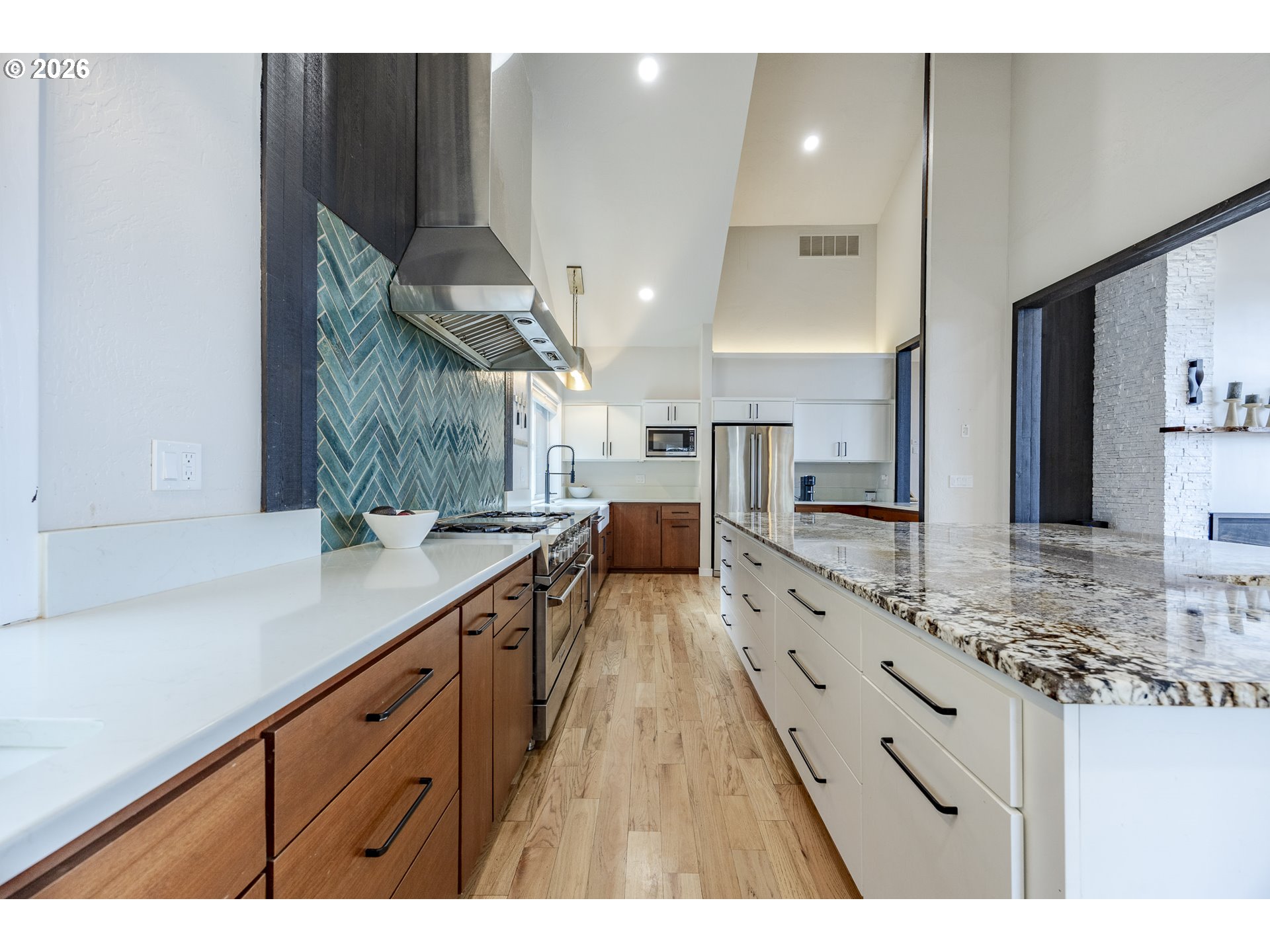 2315 W 28TH AVE, Eugene, OR, 97405