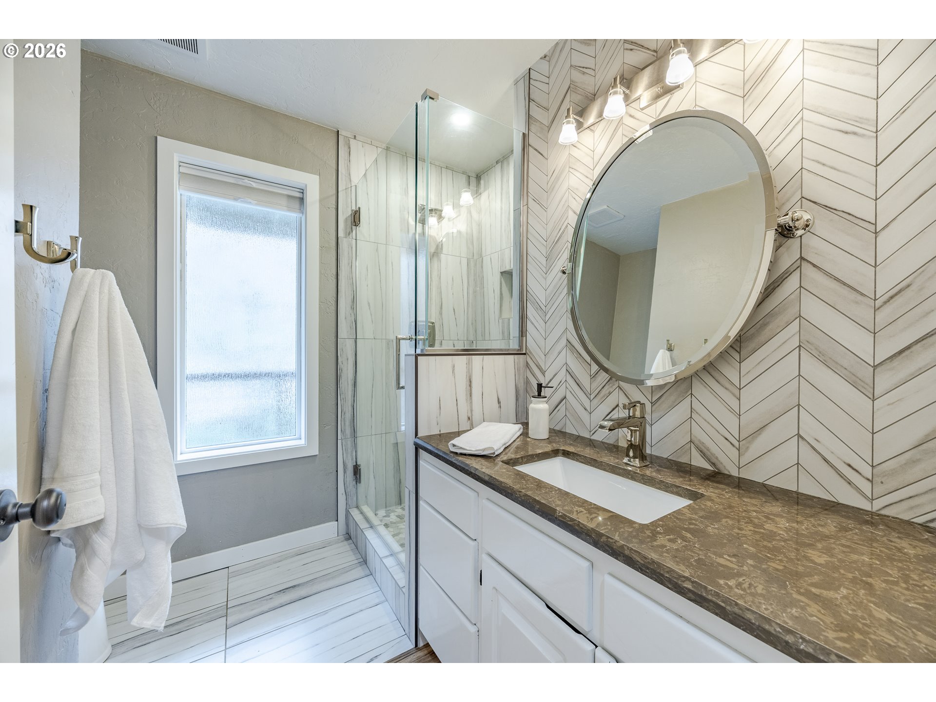 2315 W 28TH AVE, Eugene, OR, 97405