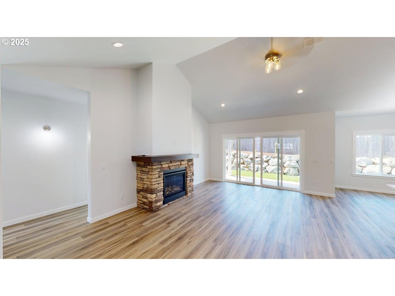 1232 Lighthouse LN, Brookings, OR, 97415