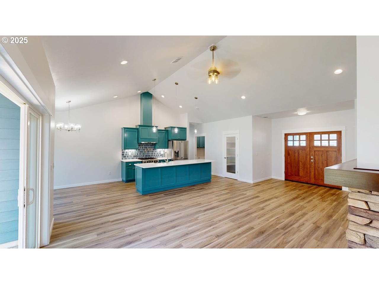 1232 Lighthouse LN, Brookings, OR, 97415