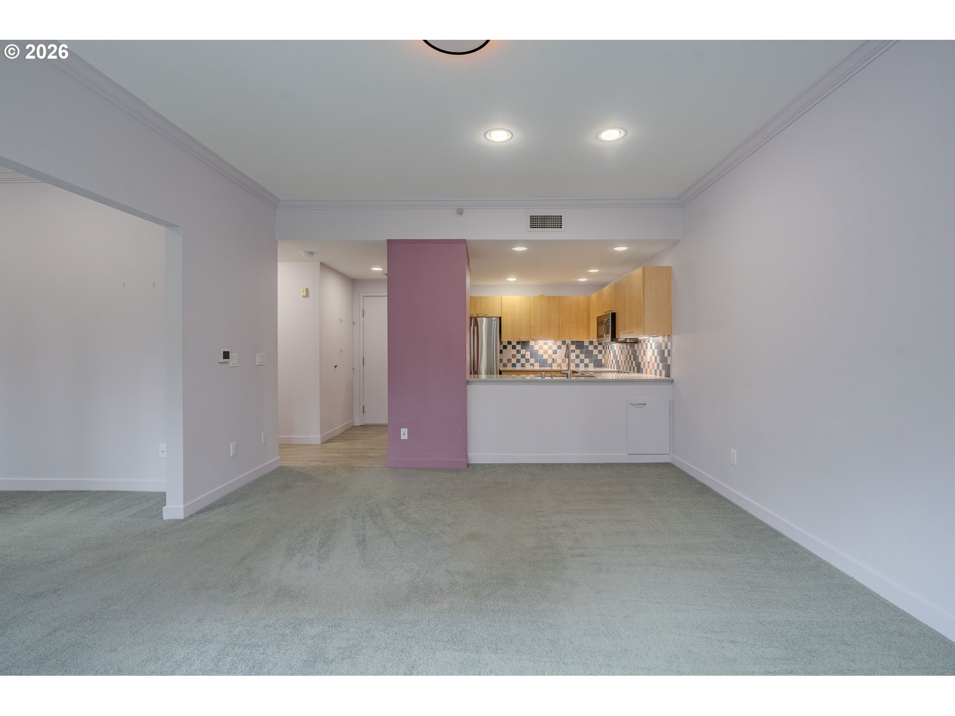 Photo #7: 698453038 Listing: Photo #7