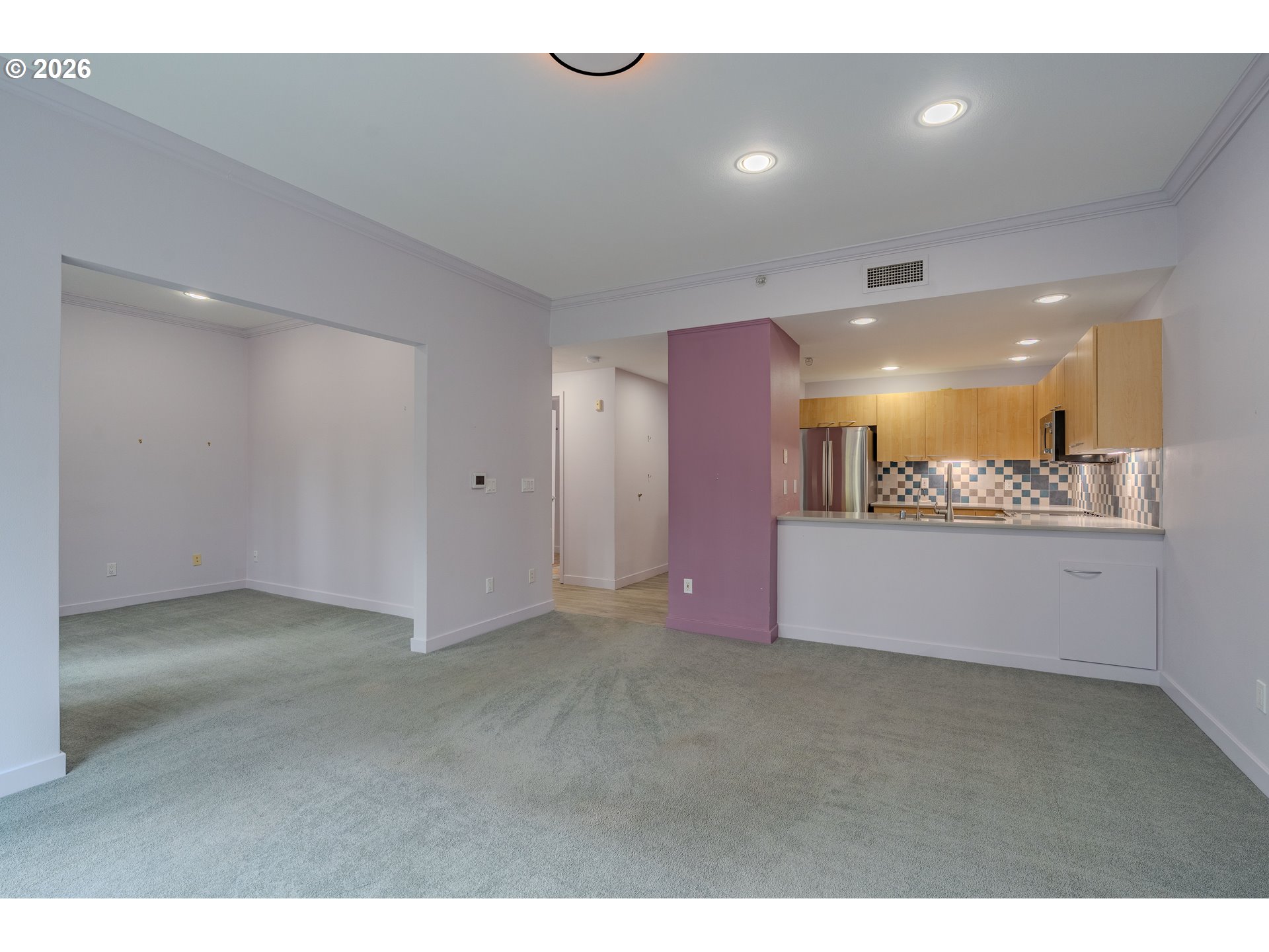 Photo #8: 698453038 Listing: Photo #8