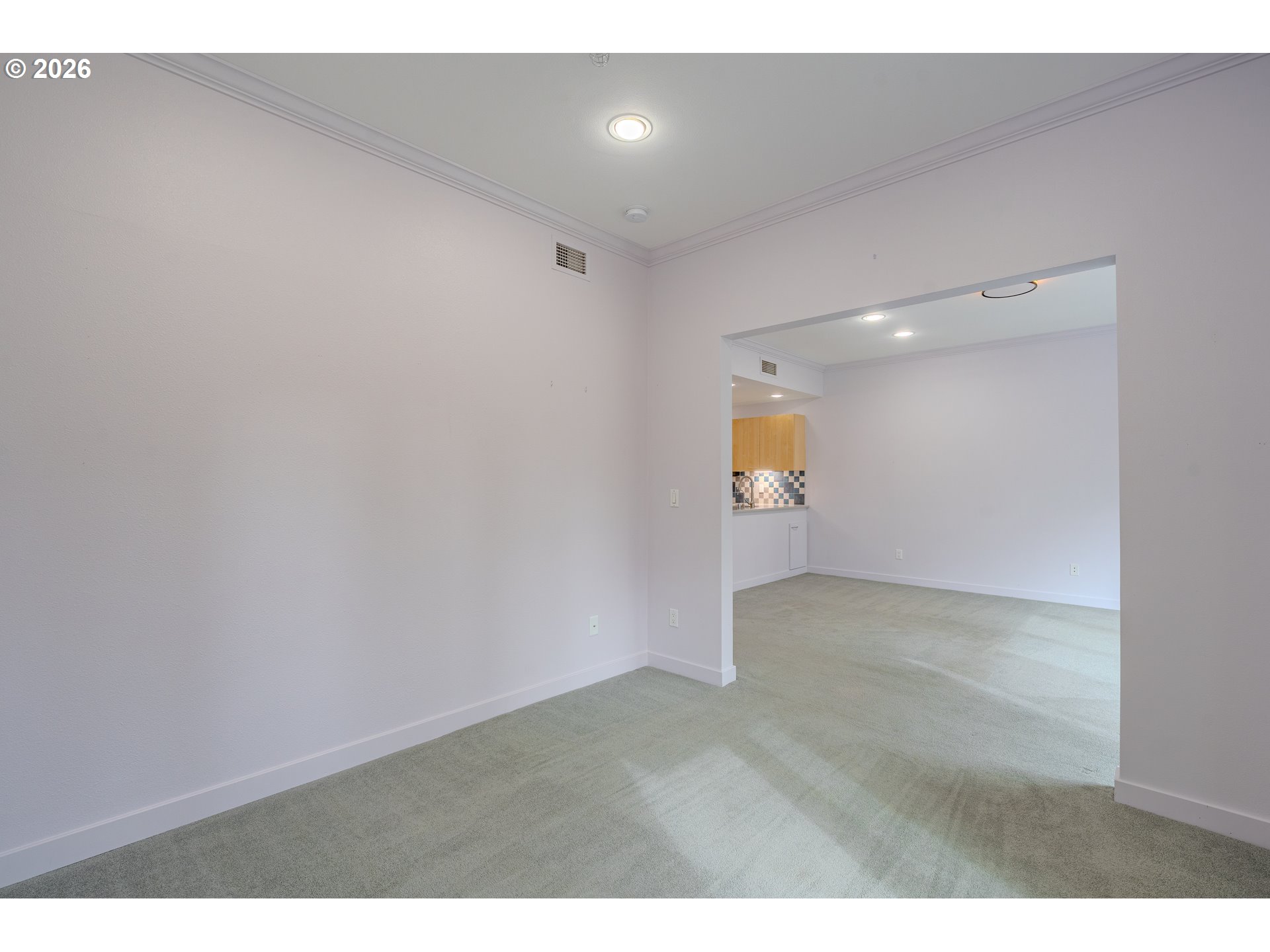 Photo #15: 698453038 Listing: Photo #15