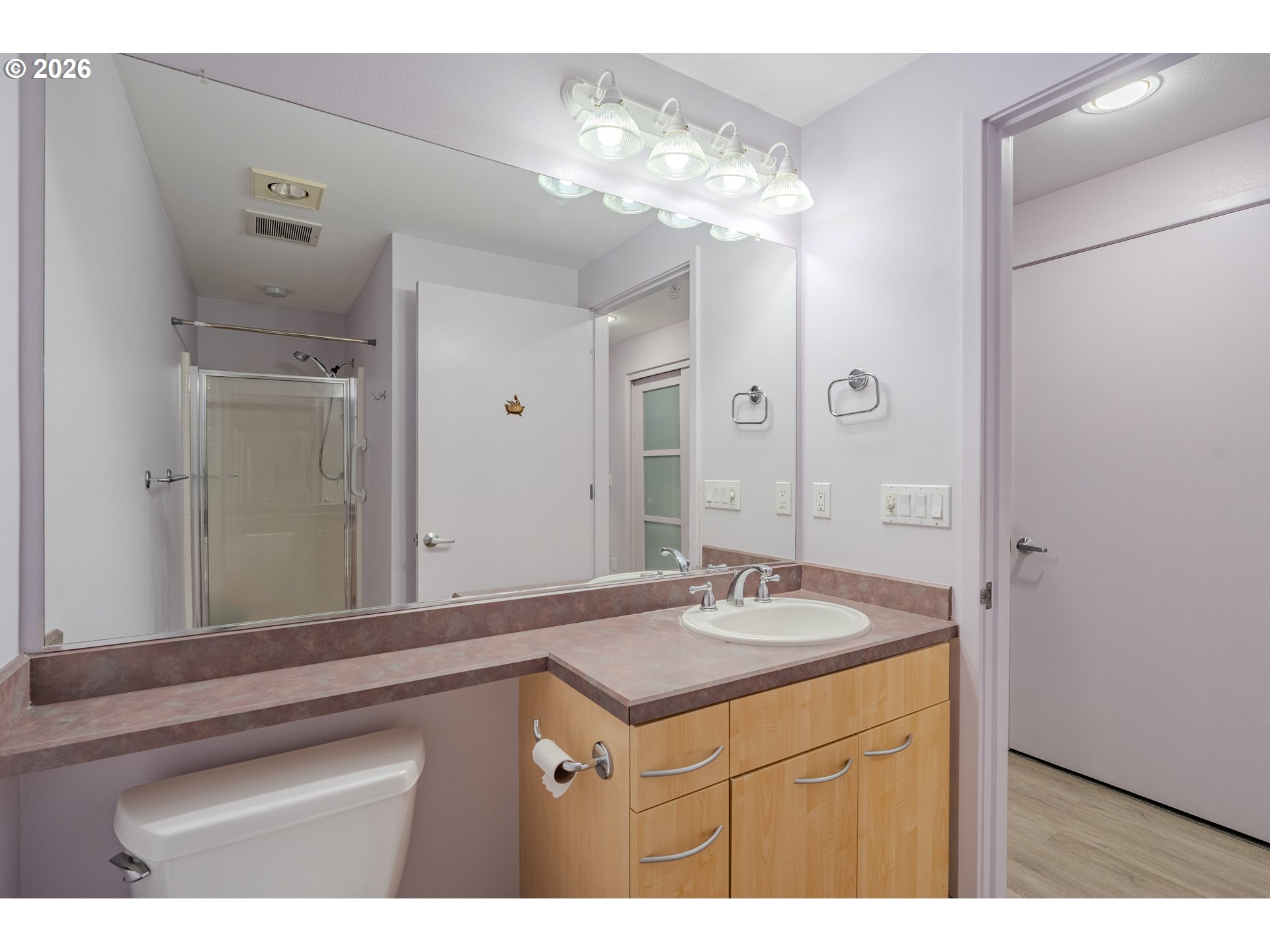 Photo #17: 698453038 Listing: Photo #17